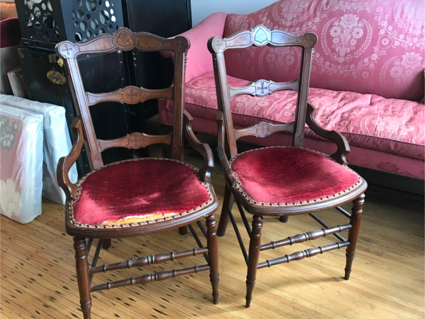 FREE ANTIQUE FURNITURE - photo 4