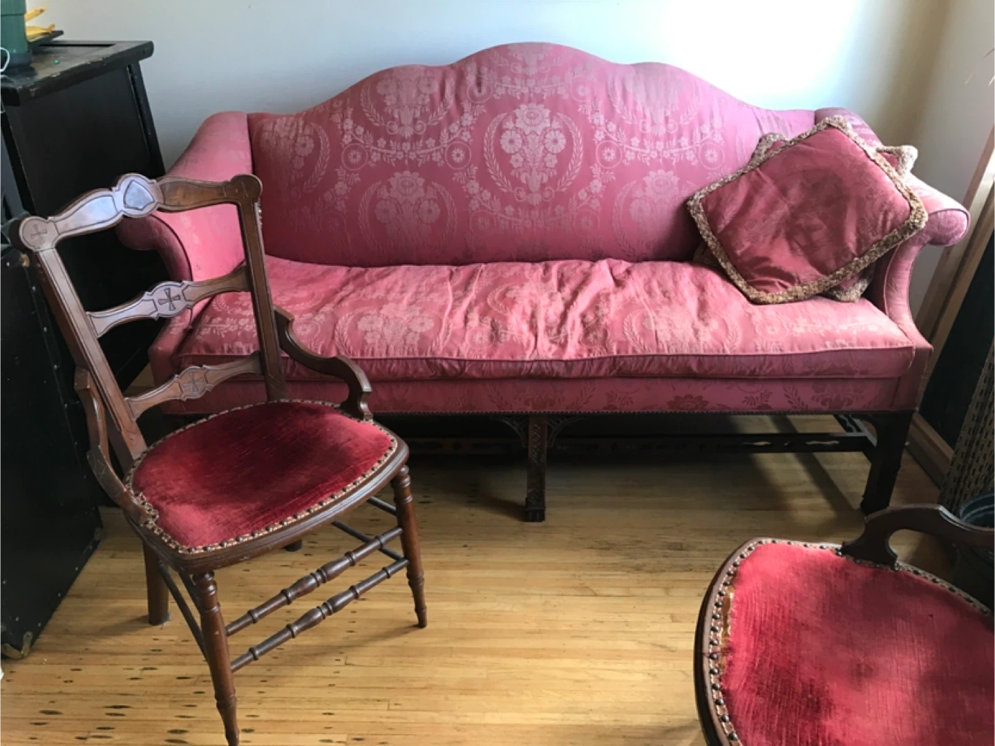 FREE ANTIQUE FURNITURE - photo 2
