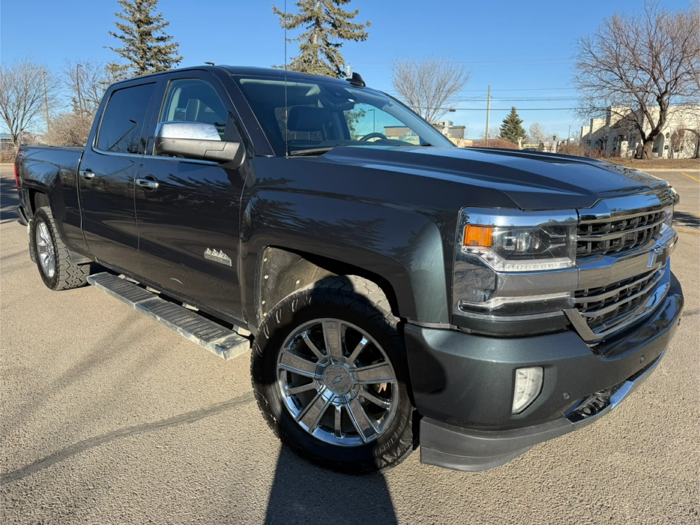 2017 Chevrolet Silverado 1500 High Country 6.2L - photo 2