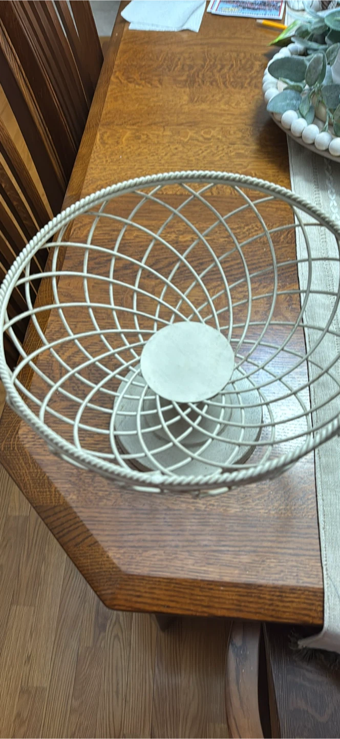 Decorative metal bowl