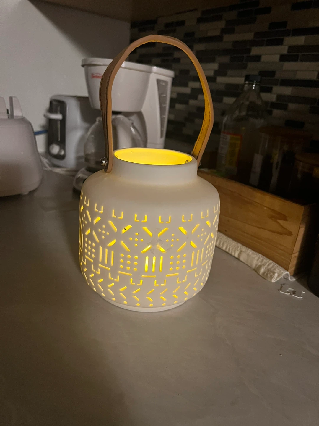 White Ceramic Lantern with Leather Handle - photo 2