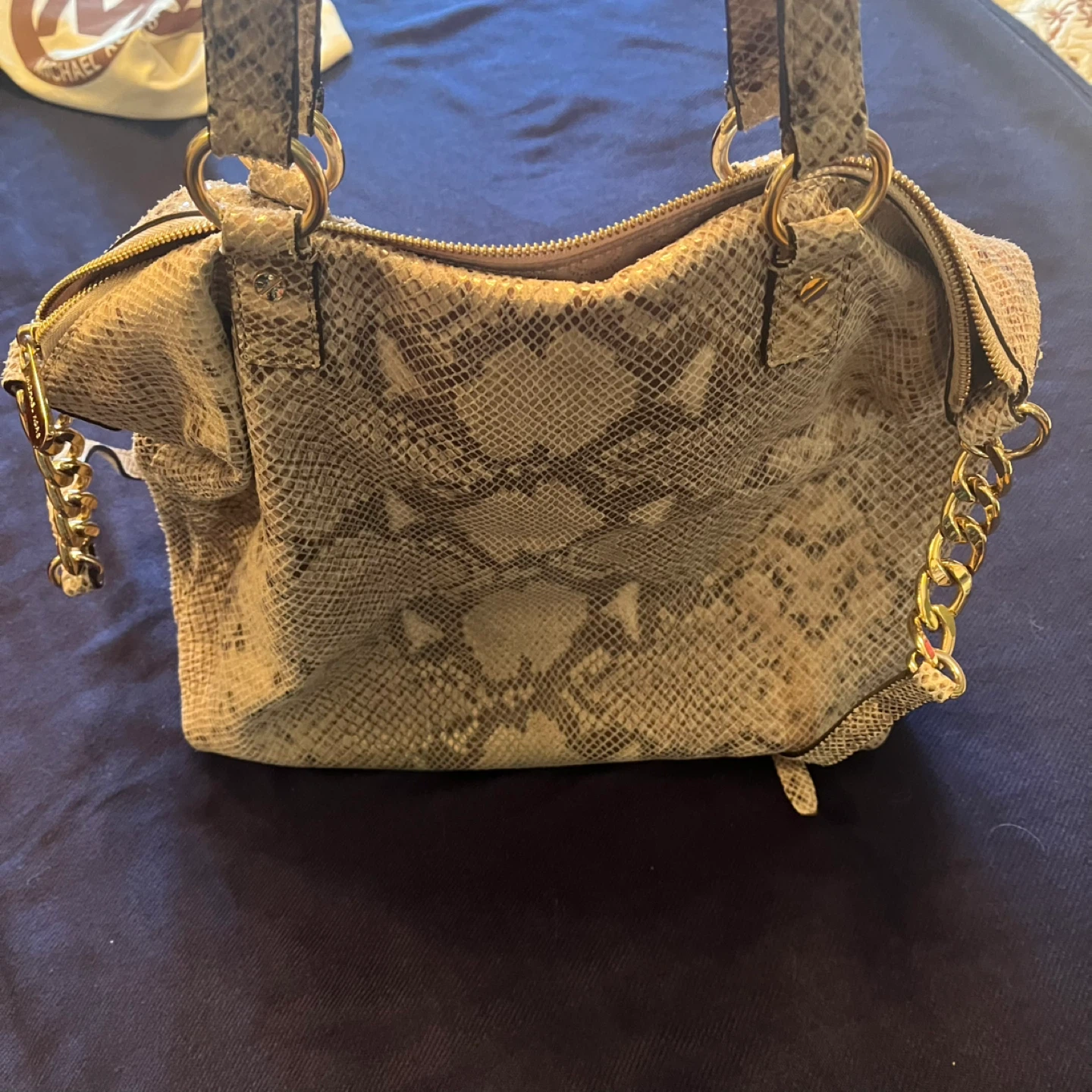 MK grey croc tote bag - photo 4