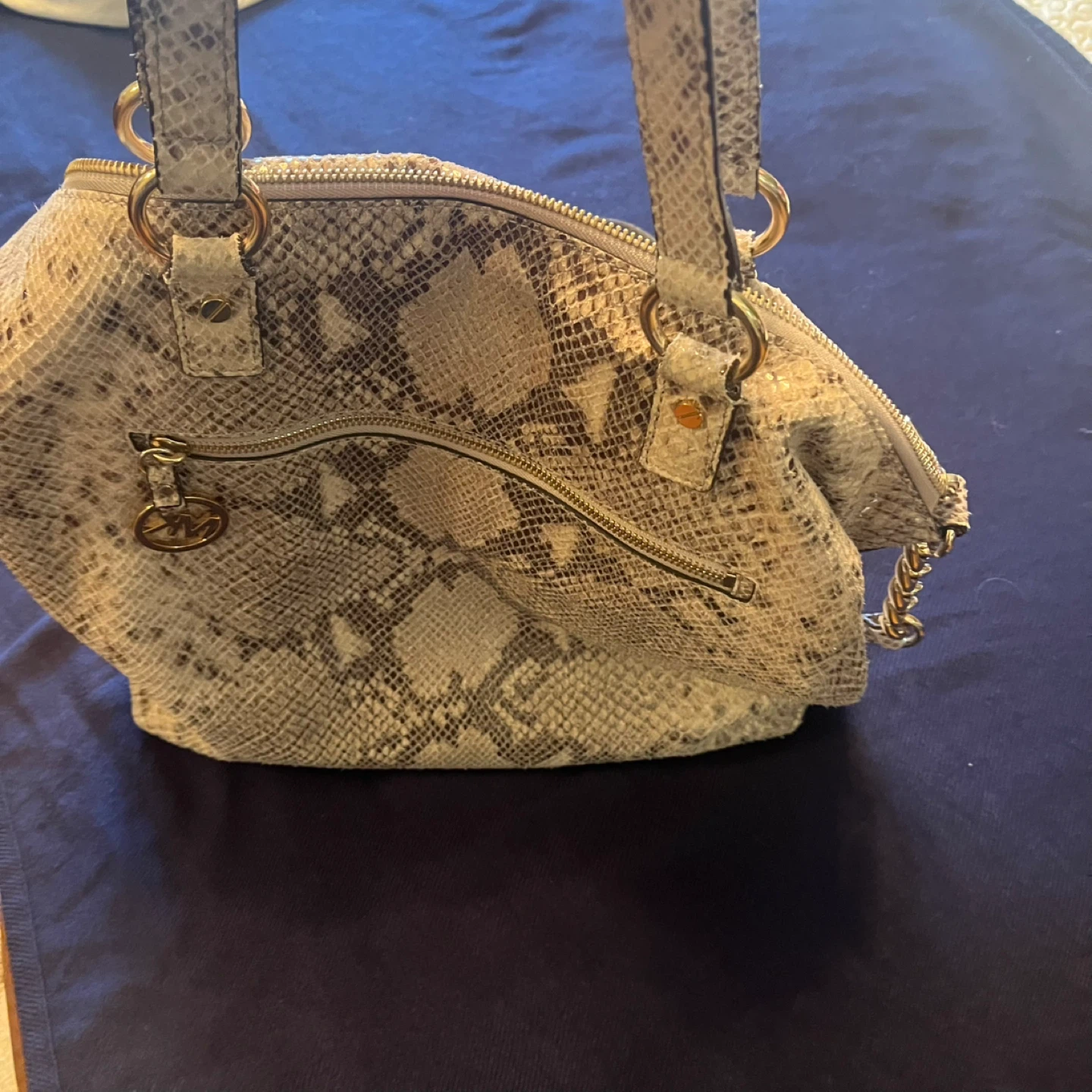 MK grey croc tote bag - photo 3