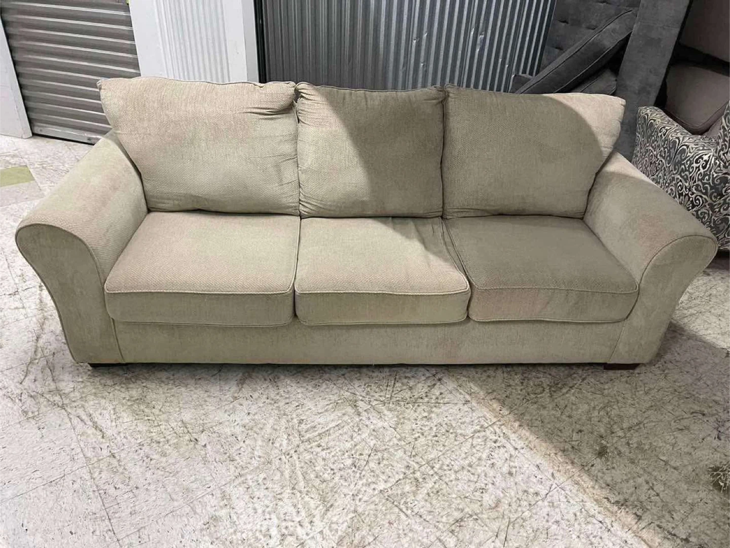 Couch with delivery
