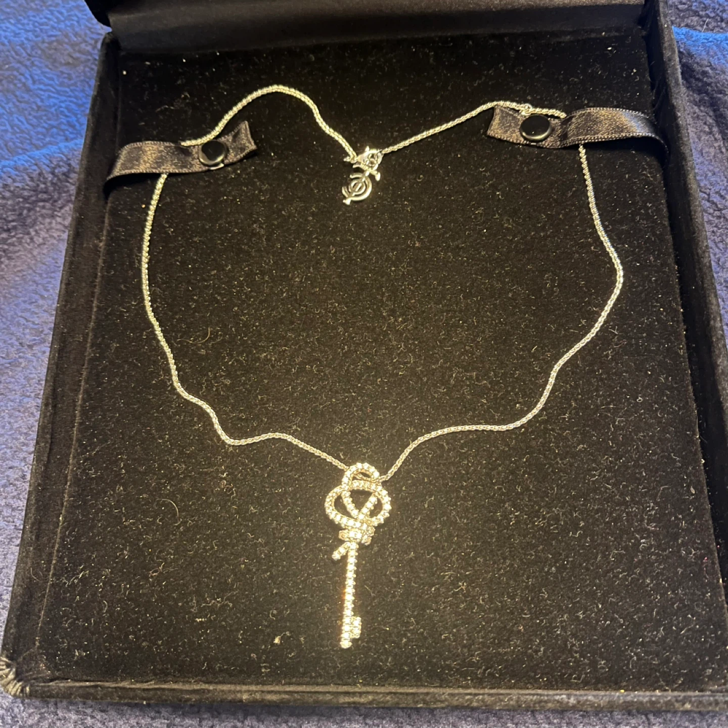 New silver key necklace