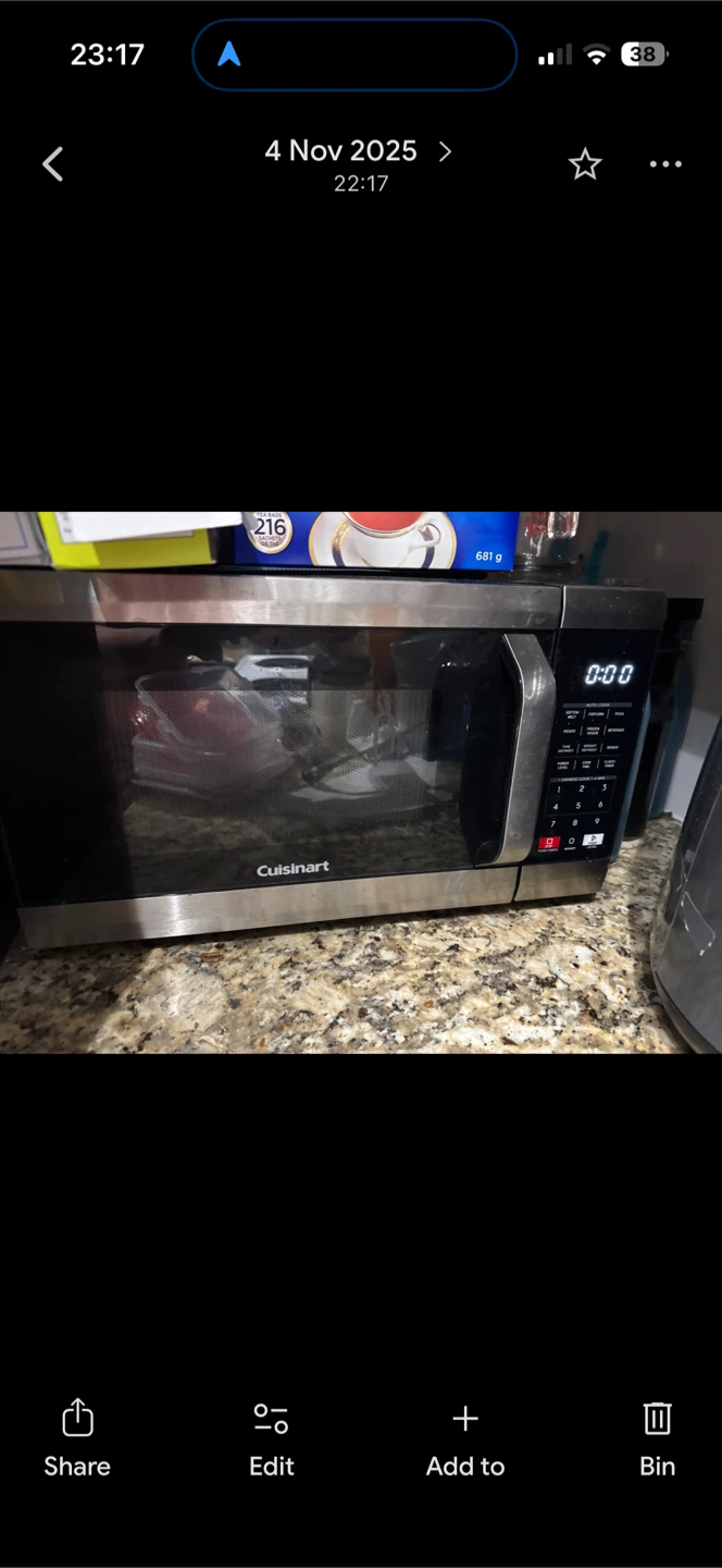 Cusinart Microwave - photo 2