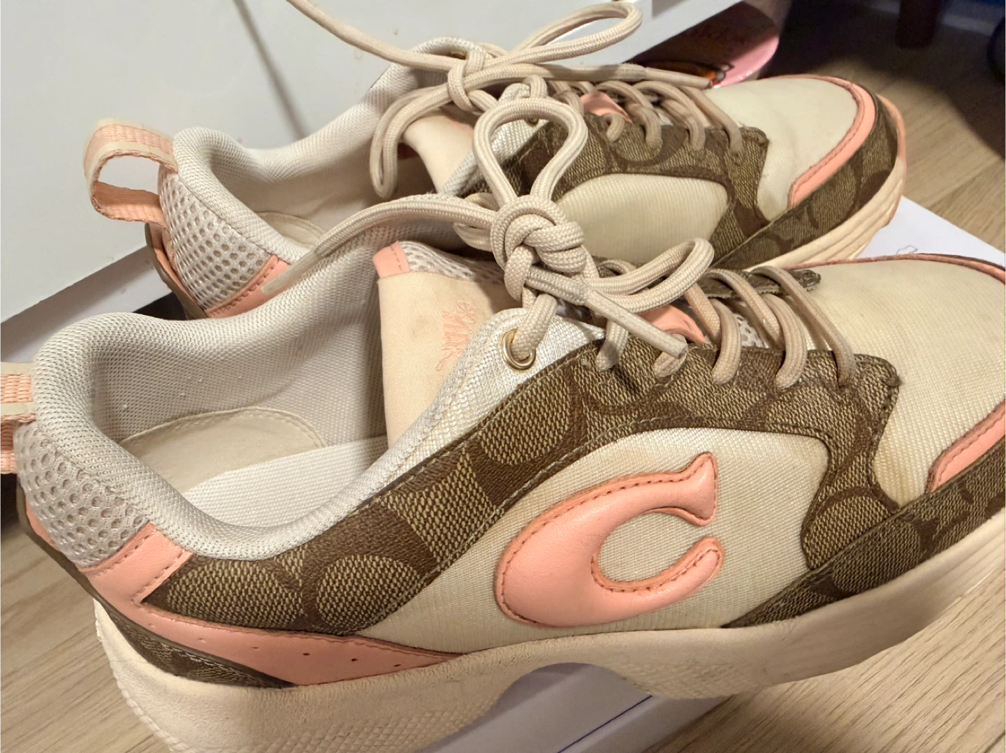 Coach logo chunky shoes 7.5 - photo 3