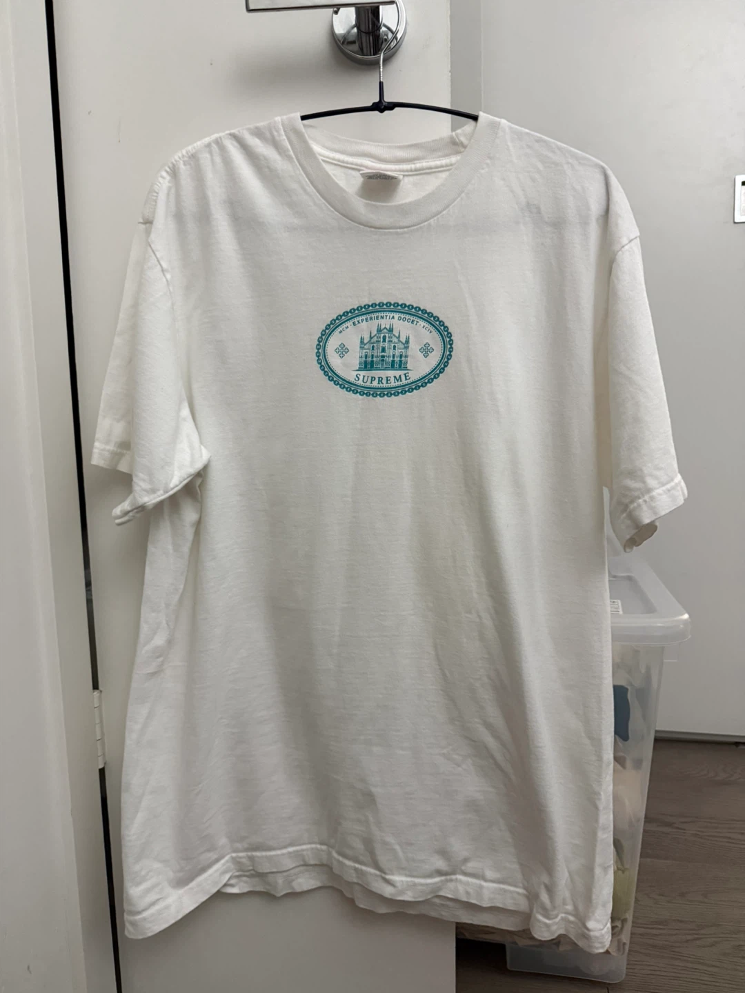 Supreme t-shirt size M