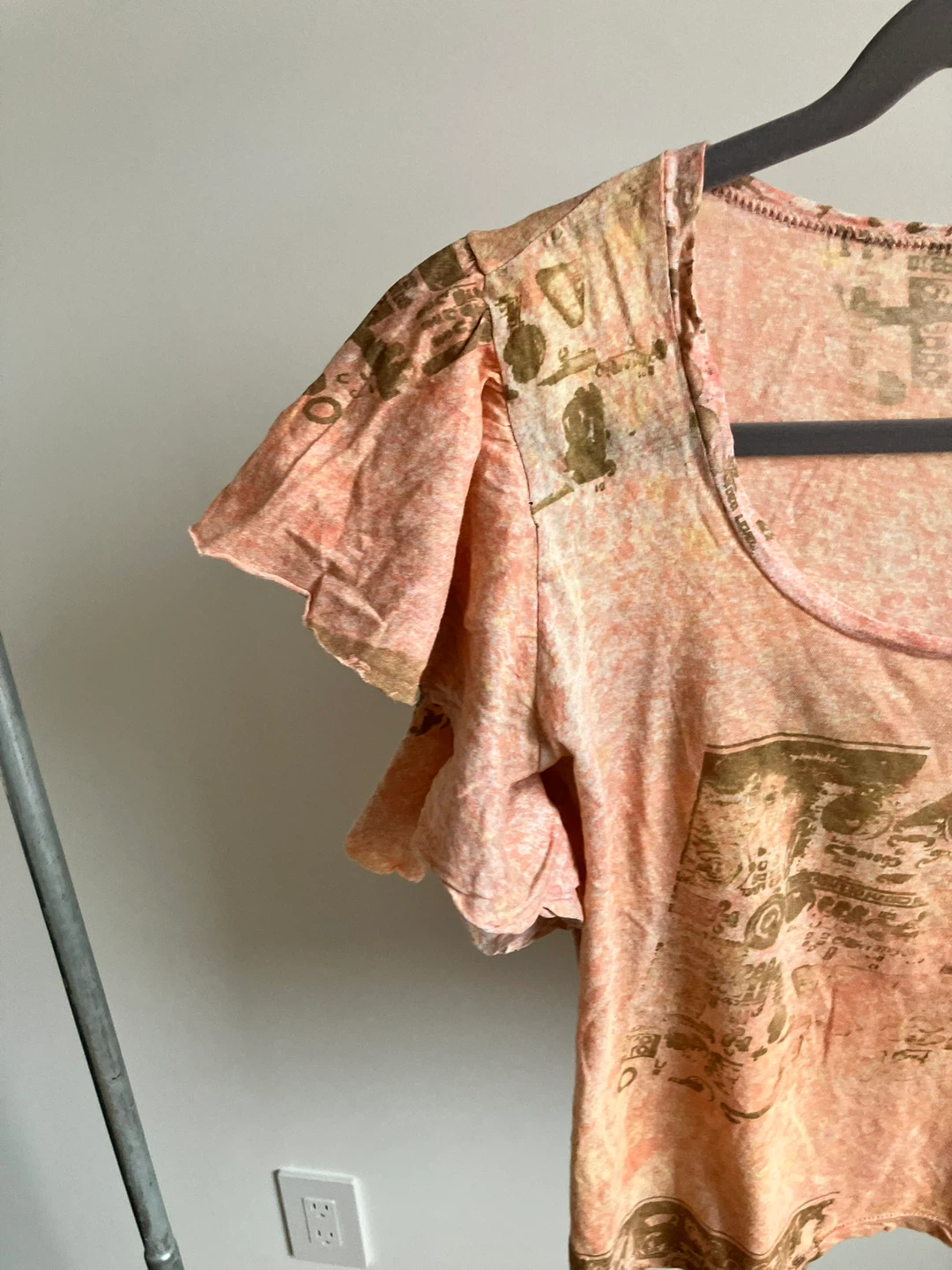 Women's Pink Graphic Ruffle Sleeve Shirt - photo 2