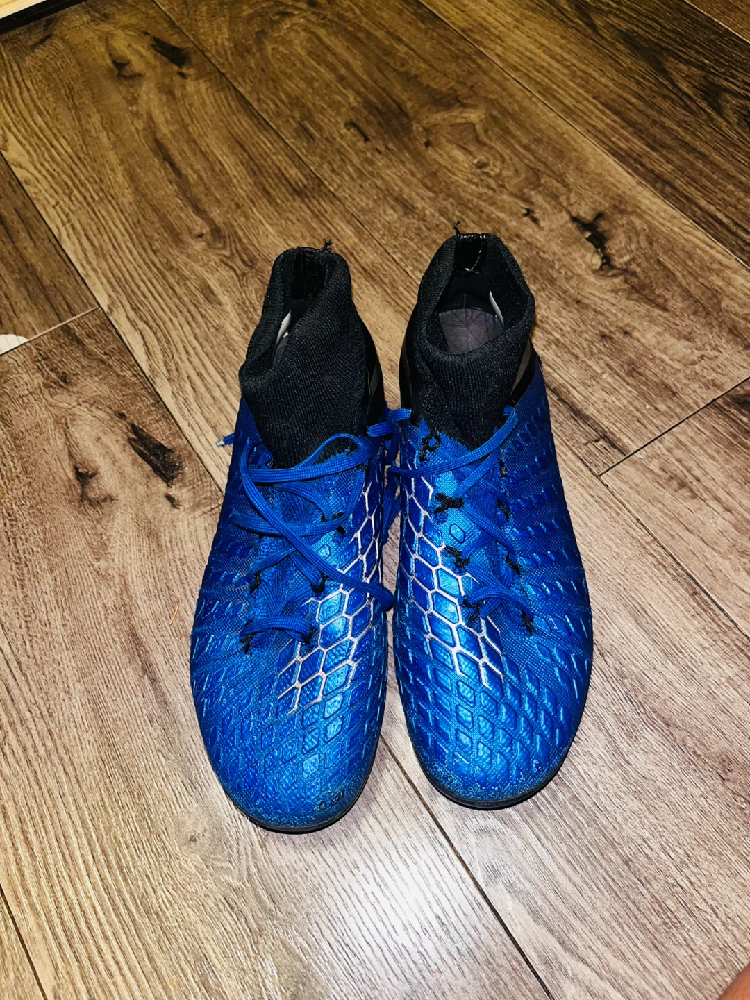 soccer cleats hypervenoms - photo 2