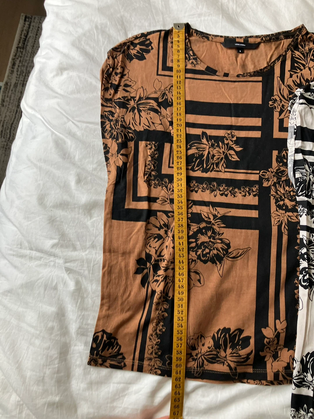2 Vera Moda Floral Pattern Tops Size S - photo 3