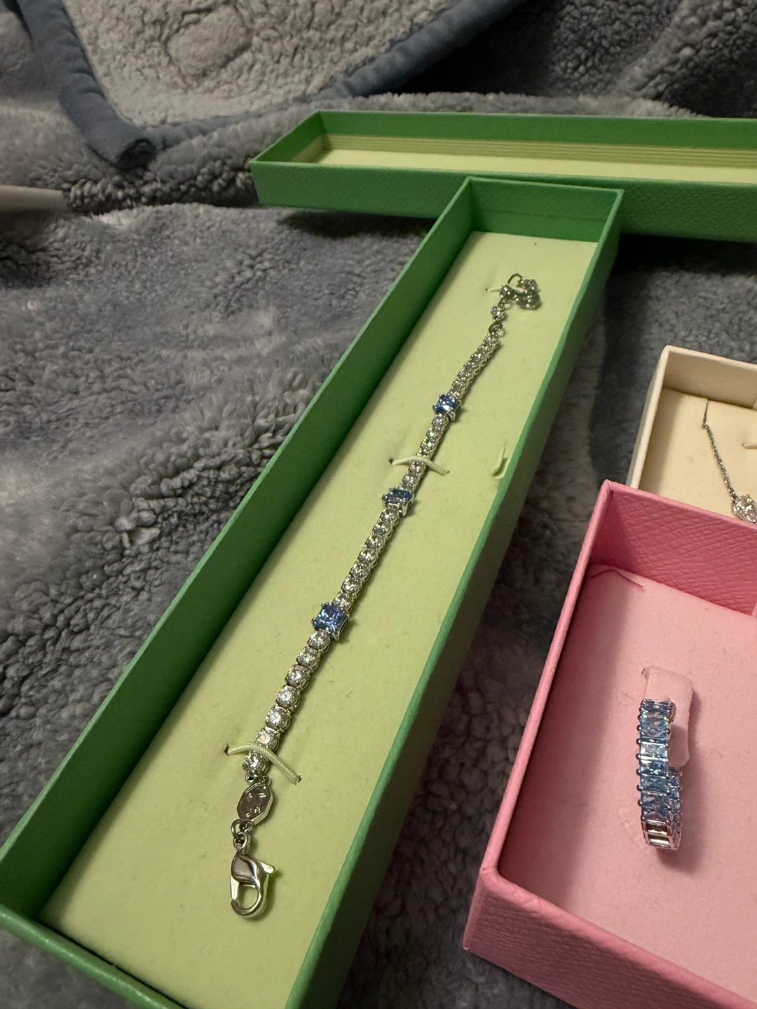 Swarovski Jewelry Set - Bracelet, Necklace, Earrings - photo 4