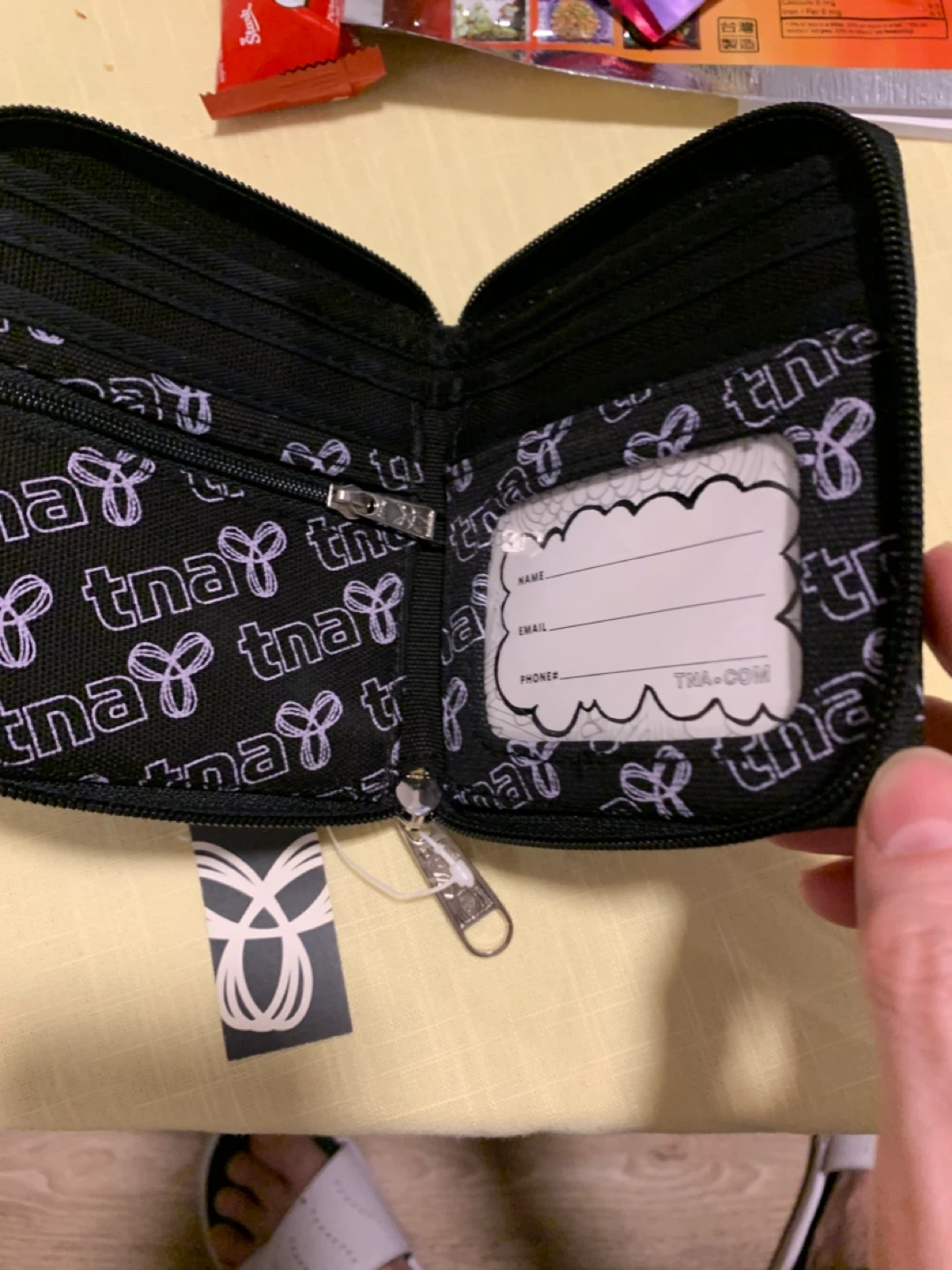 TNA Black Zip Around Wallet , Artizia  brand. - photo 4