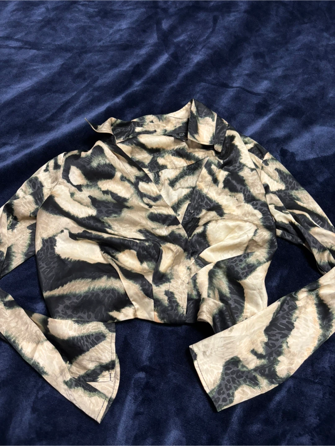 Zara Printed Long Sleeve Button-Up Shirt