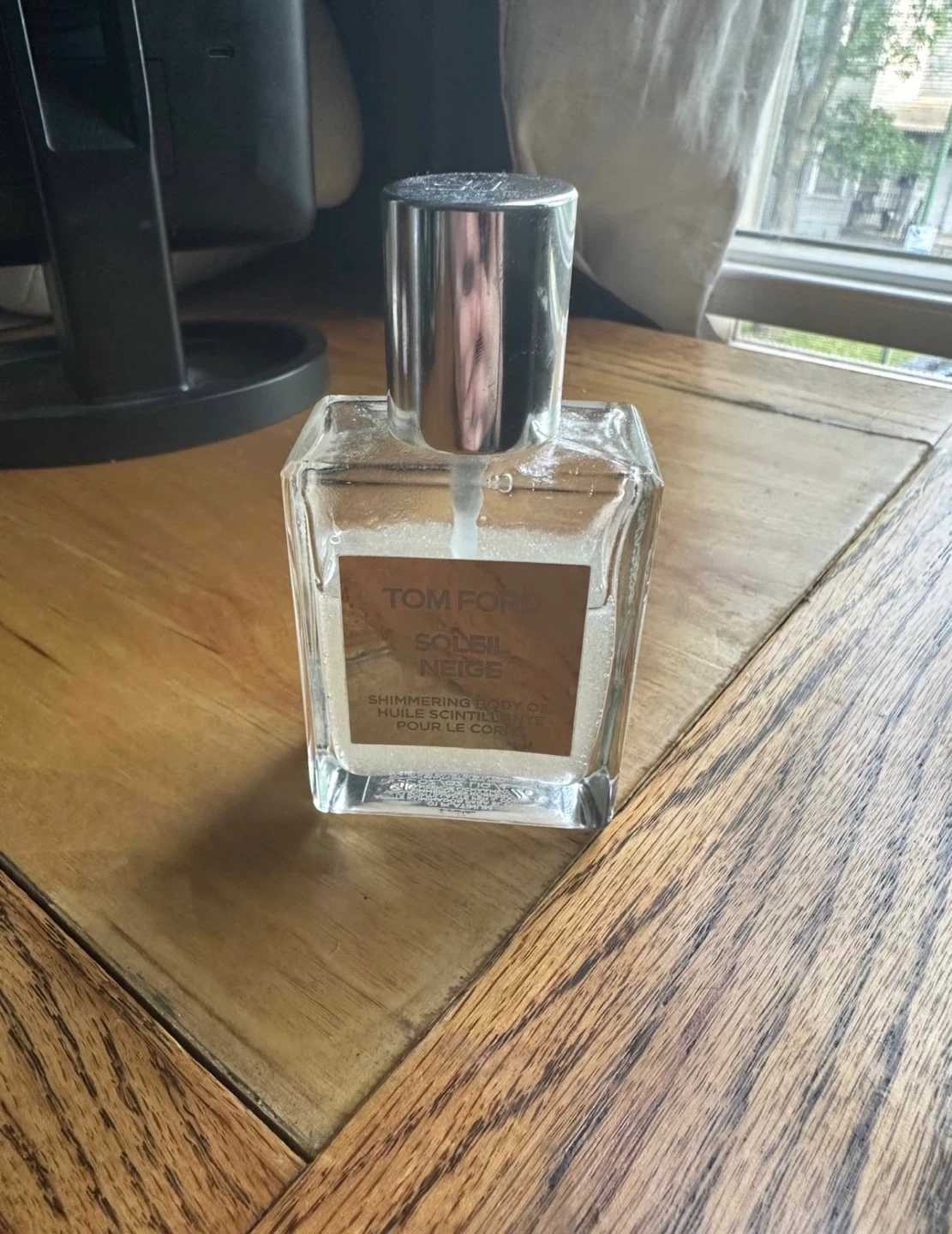 Tom Ford Soleil Neige Shimmering Body Oil