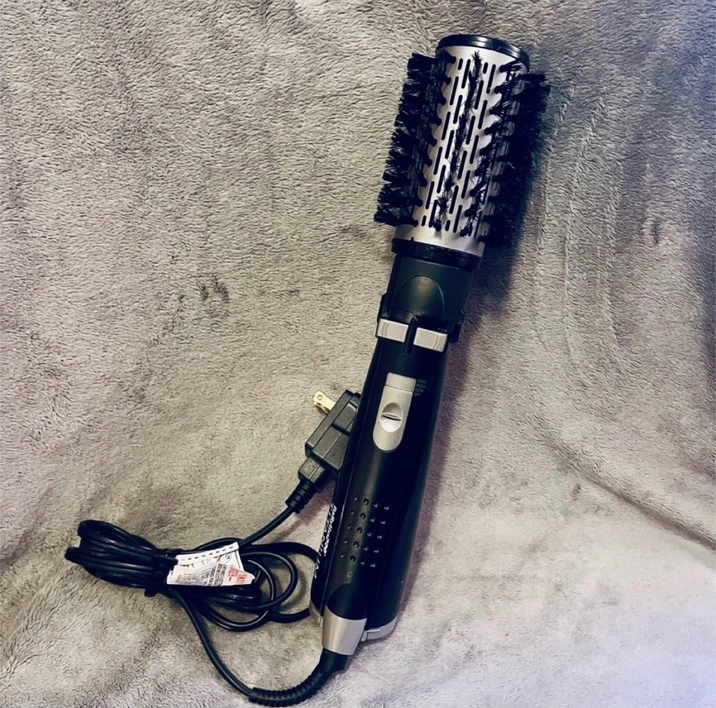 Babyliss Pro Titanium Rotating Hot Air Brush.