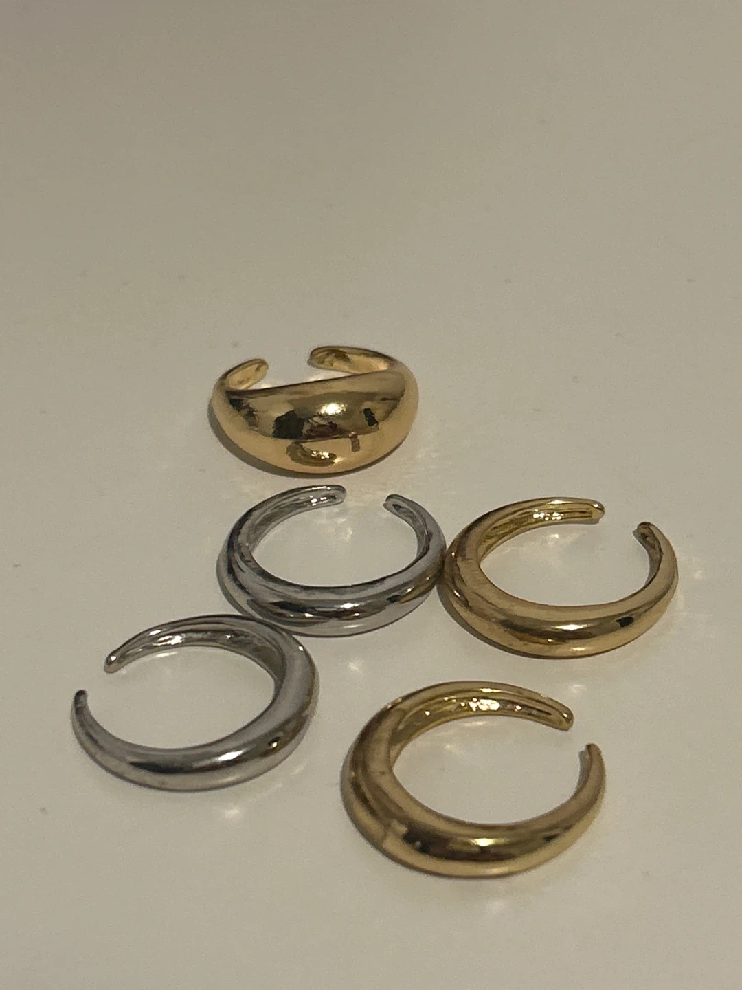 Set of 5 Gold and Silver Rings