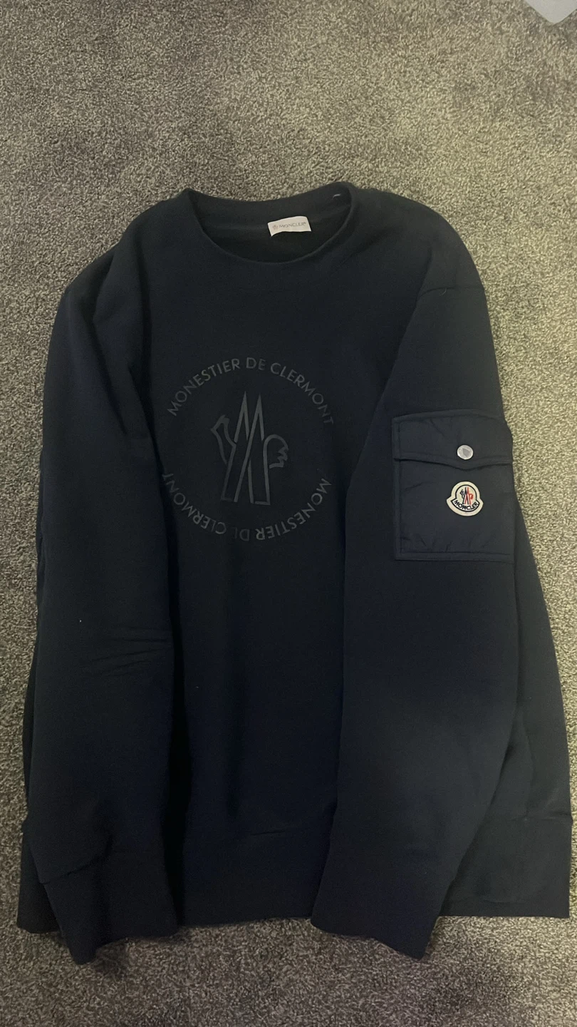 Moncler Monestier de Clermont Navy Sweatshirt