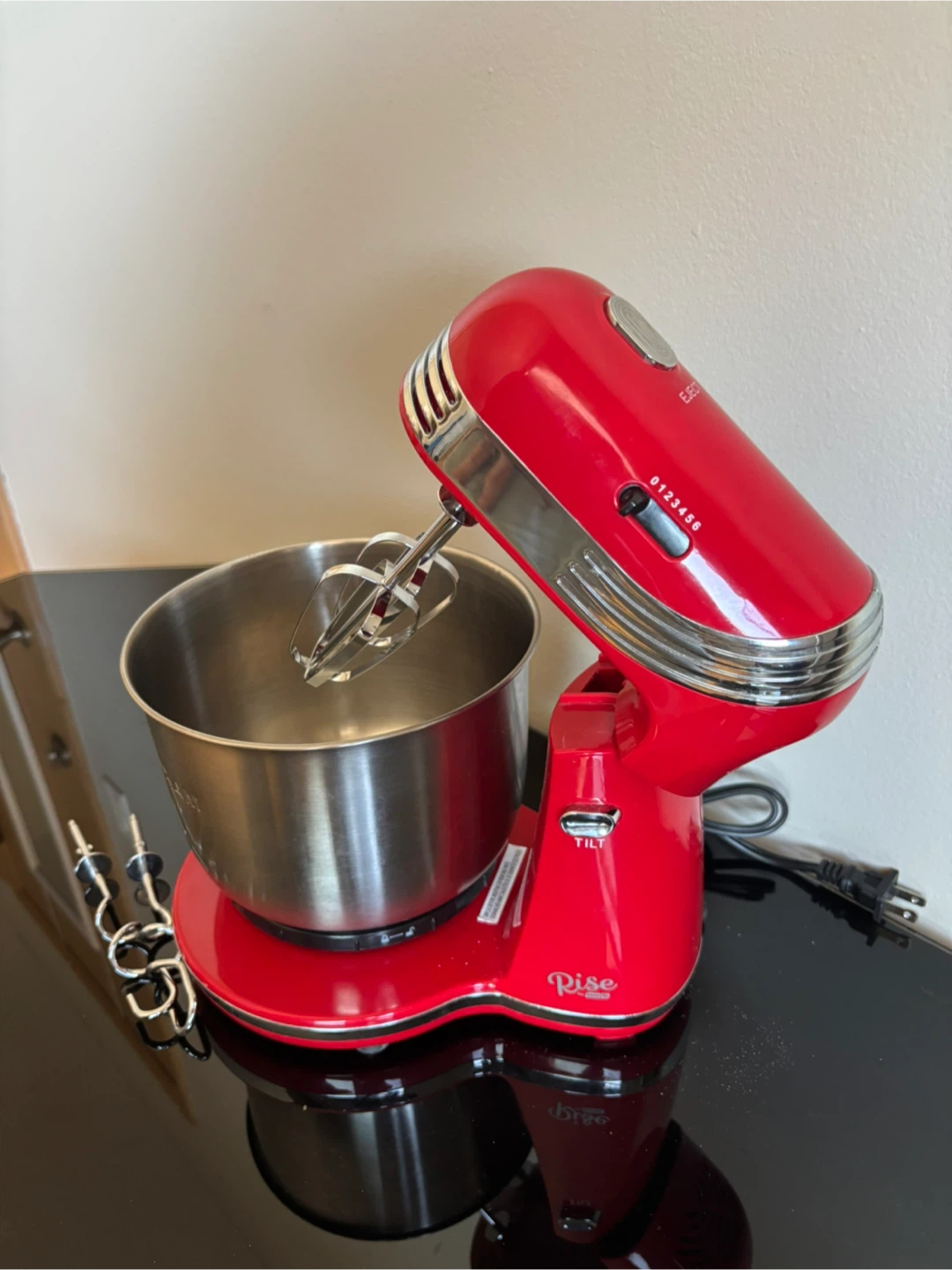 Red Hand Mixer with Stainless Steel Bowl - photo 2