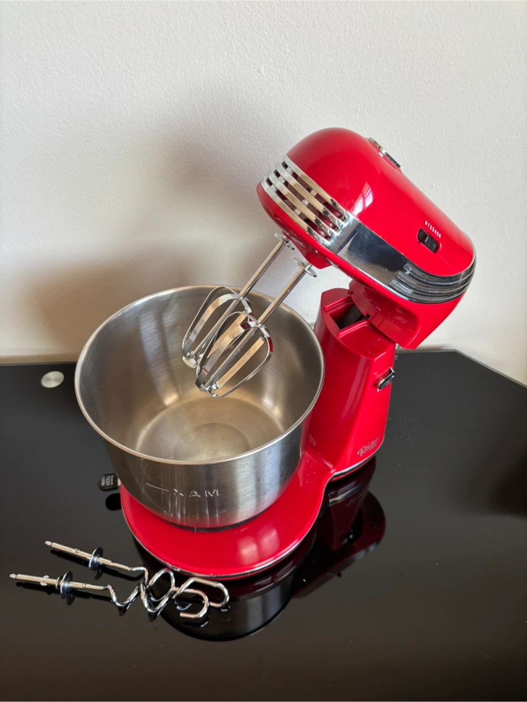 Red Hand Mixer with Stainless Steel Bowl - photo 5