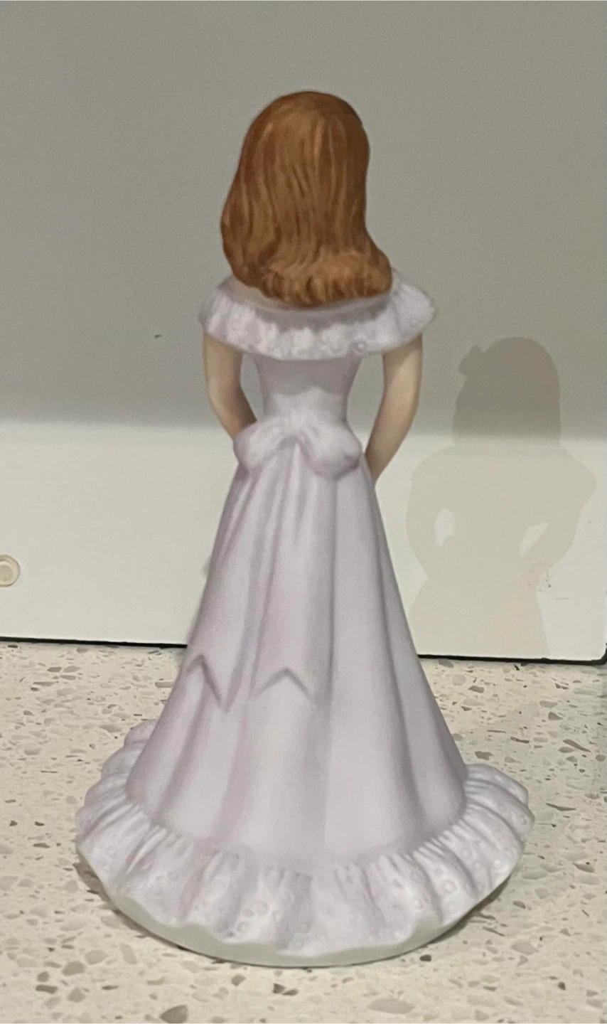 Sweet 16 Figurine with music - photo 2