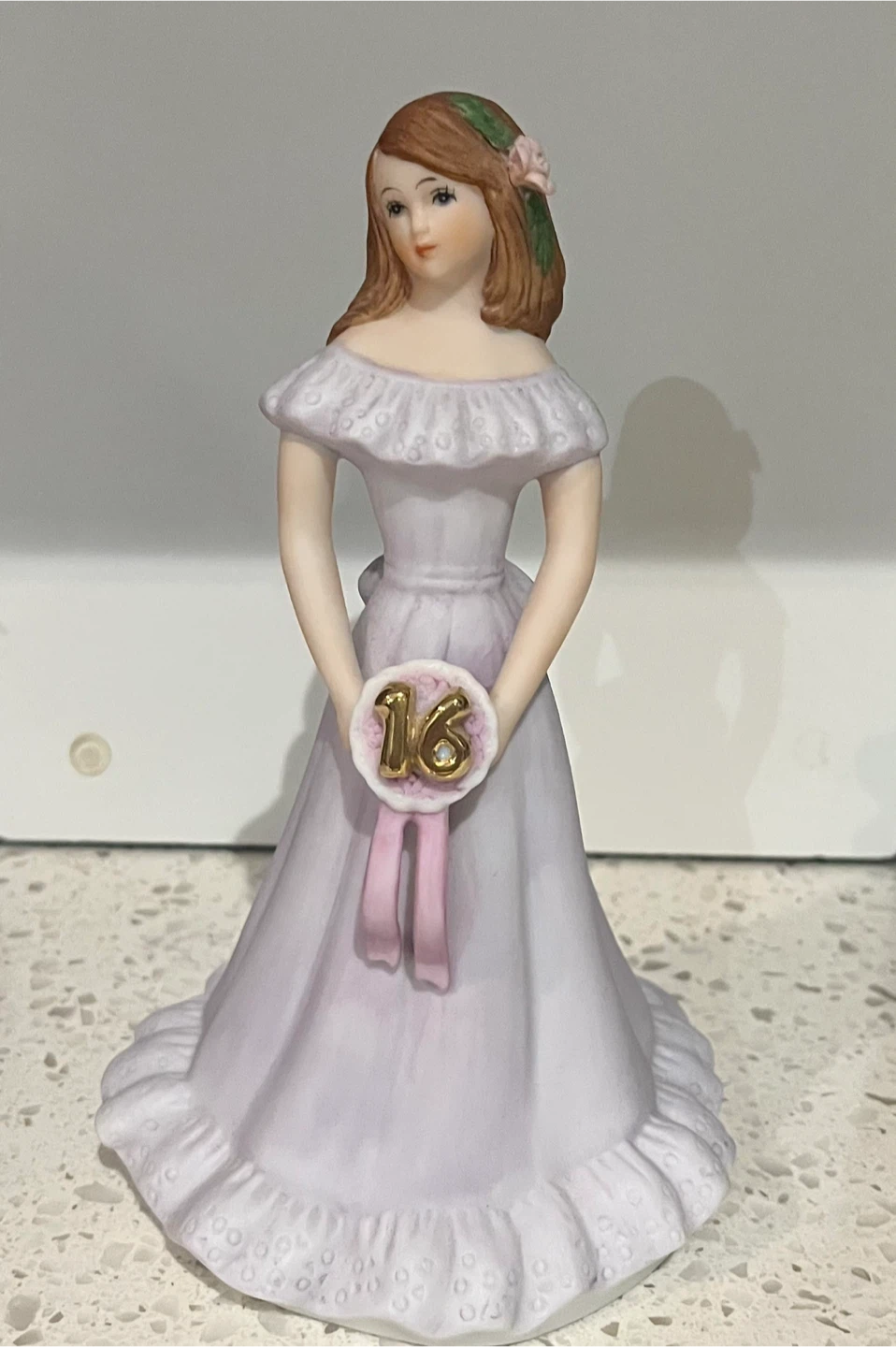 Sweet 16 Figurine with music