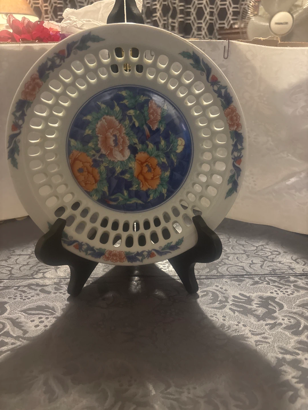Lace Rimmed Decorative Plate with Floral Design - photo 3
