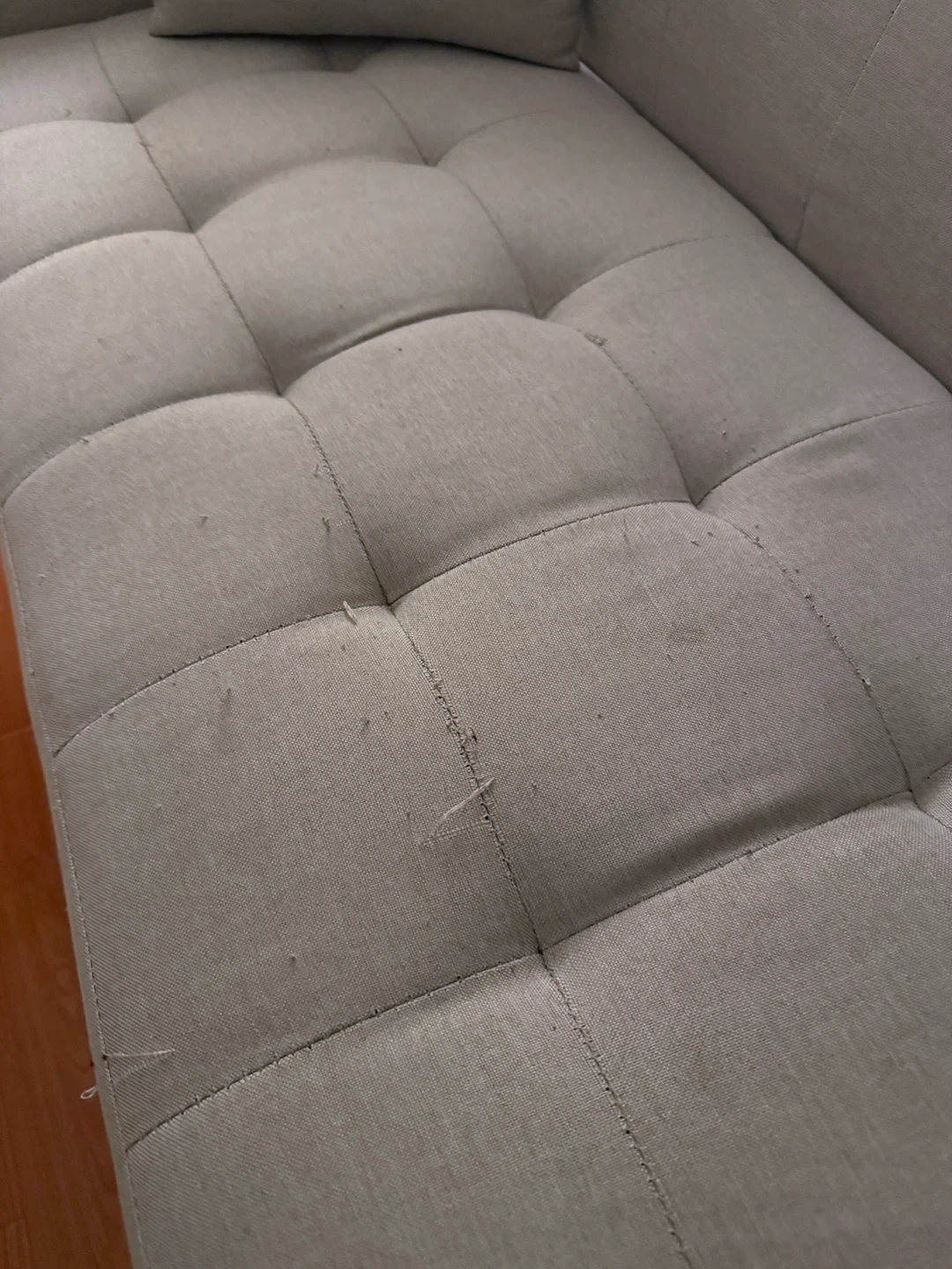 🥕Beige Tufted Sofa with Pillows - photo 2