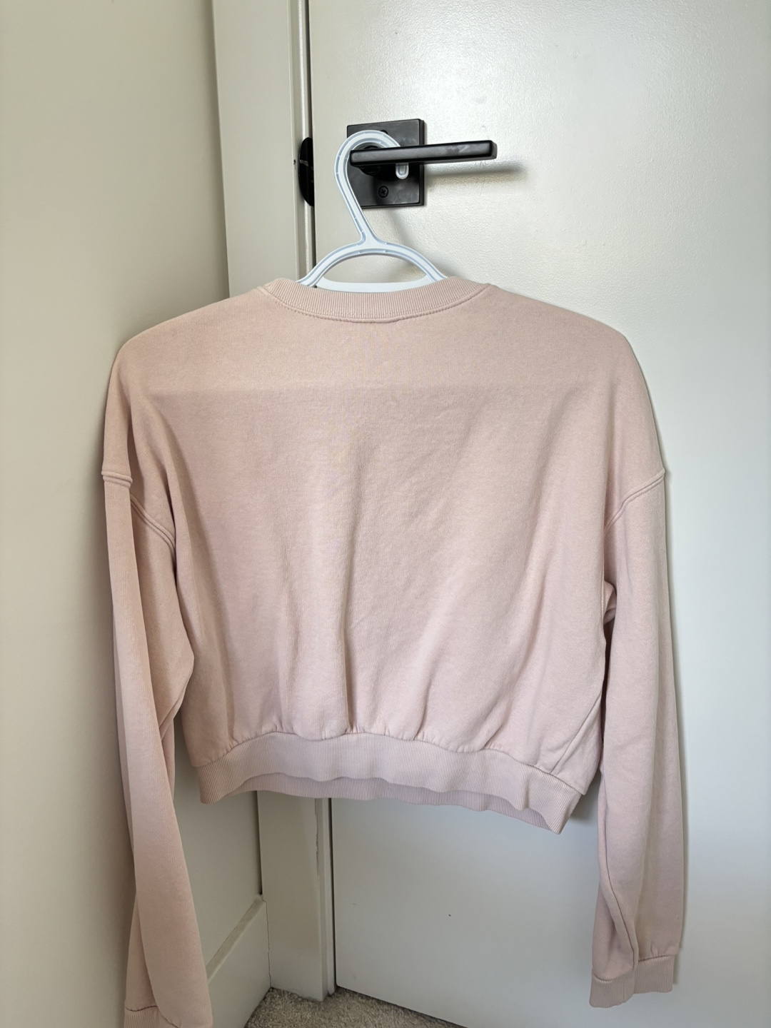 H&M Divided Pink Crewneck Sweatshirt - photo 3