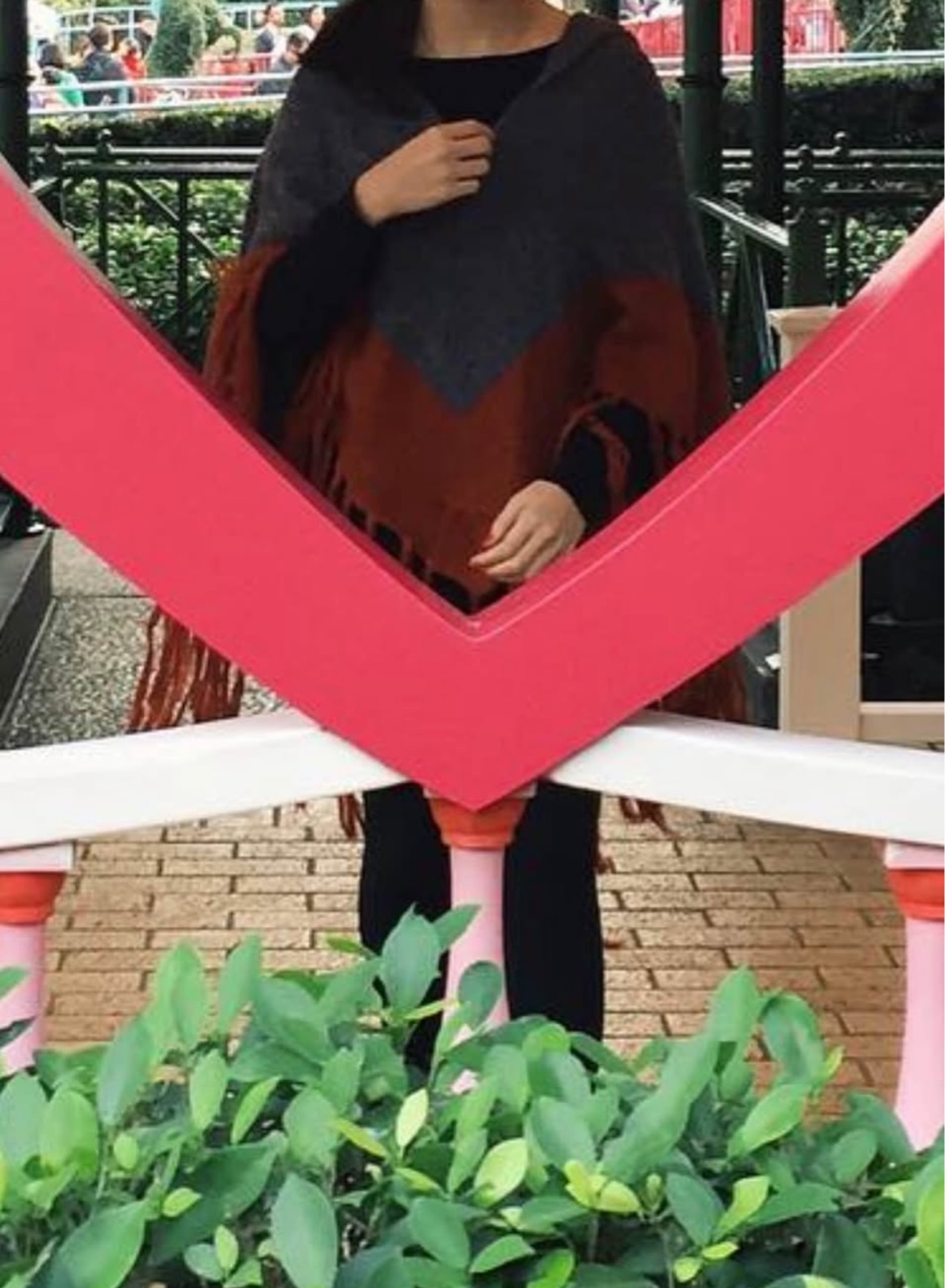 H&M Grey and Red Knit Poncho - One Size - photo 4