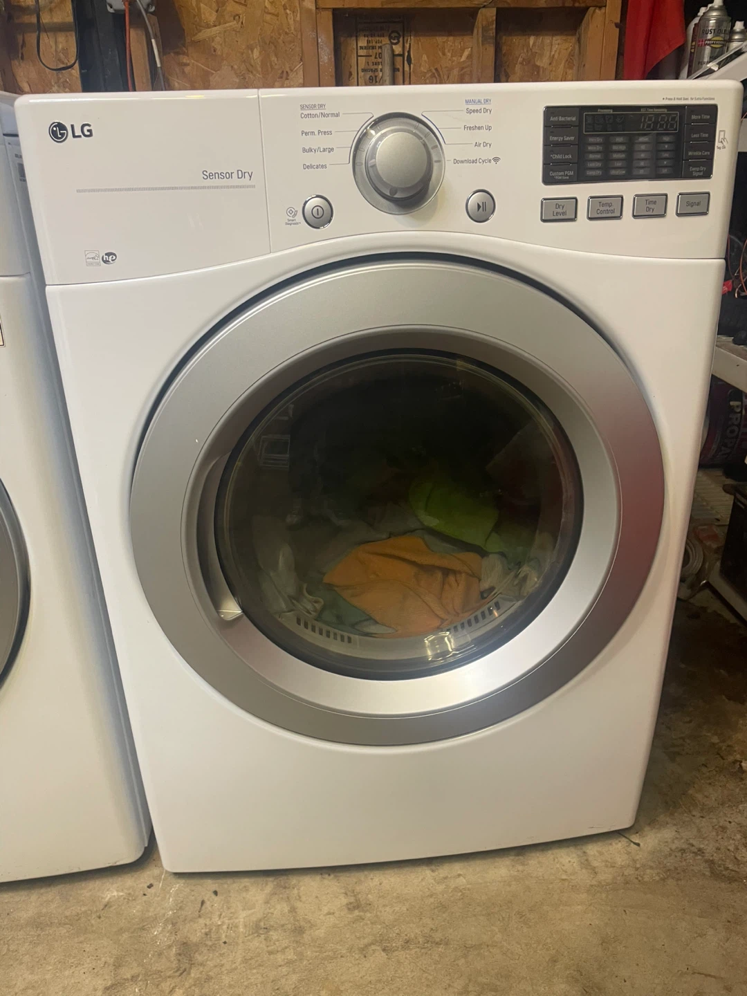 LG Front Load Washer and Dryer Set - photo 4