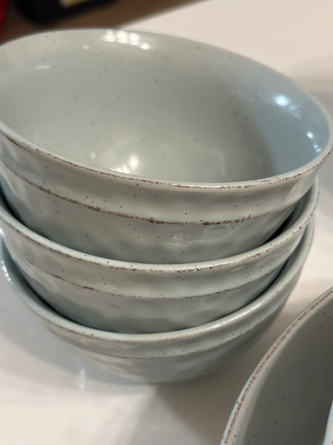 Free plates and bowls - photo 2