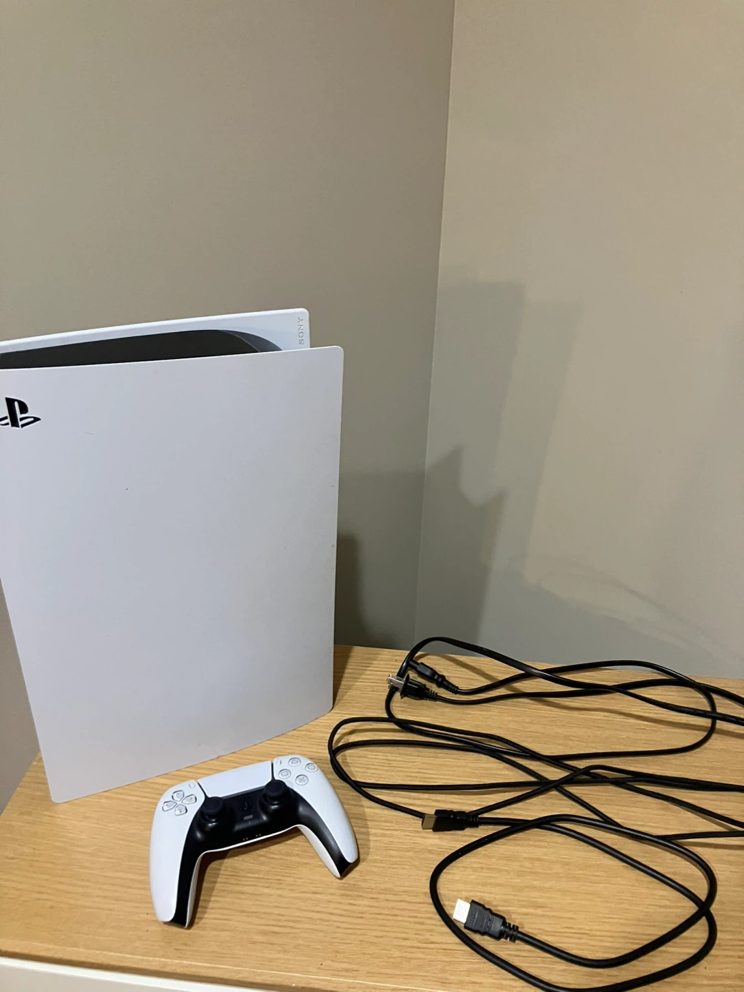 PS5, everything you need included