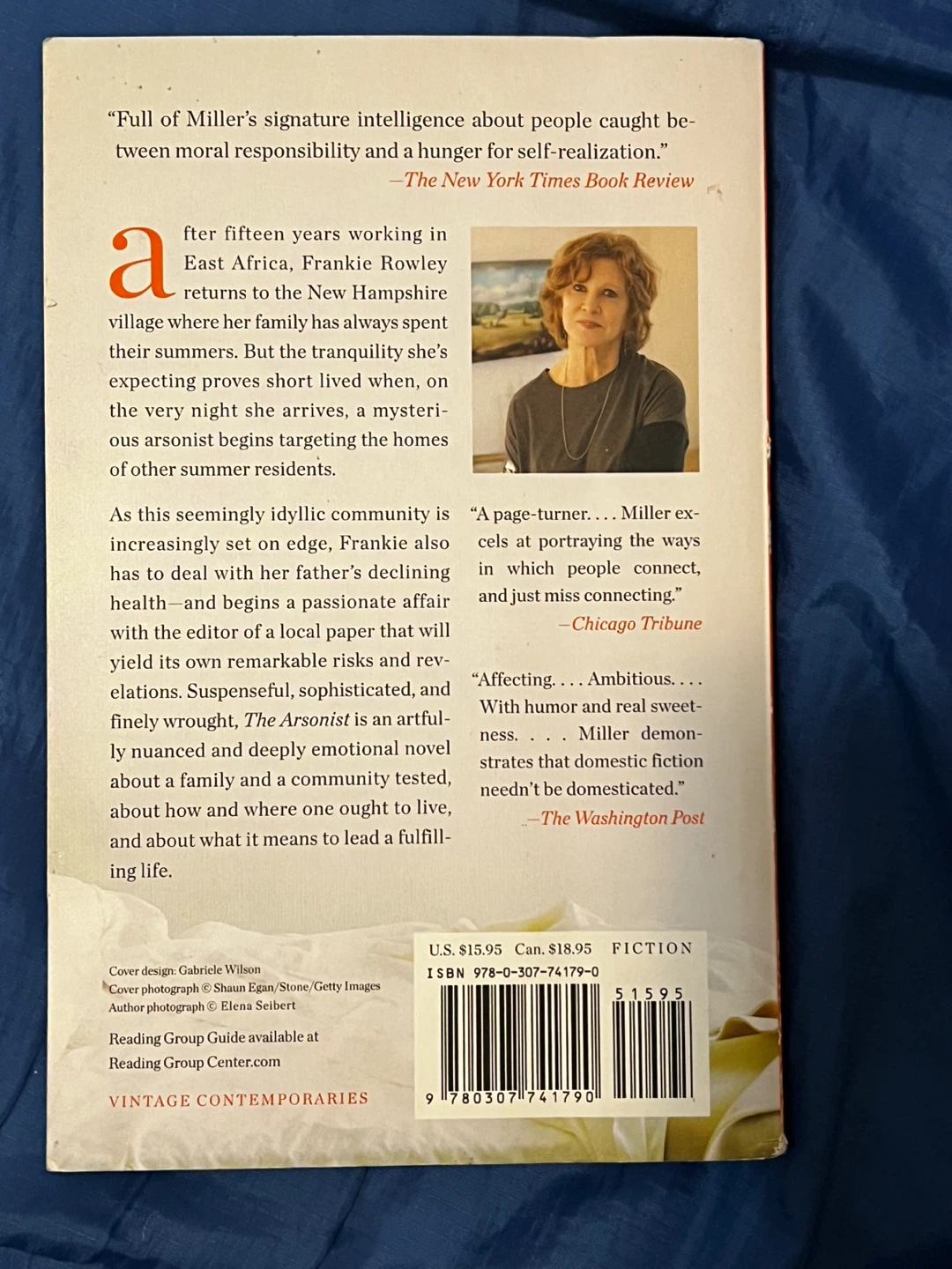 The Arsonist by Sue Miller - Fiction Novel - photo 3