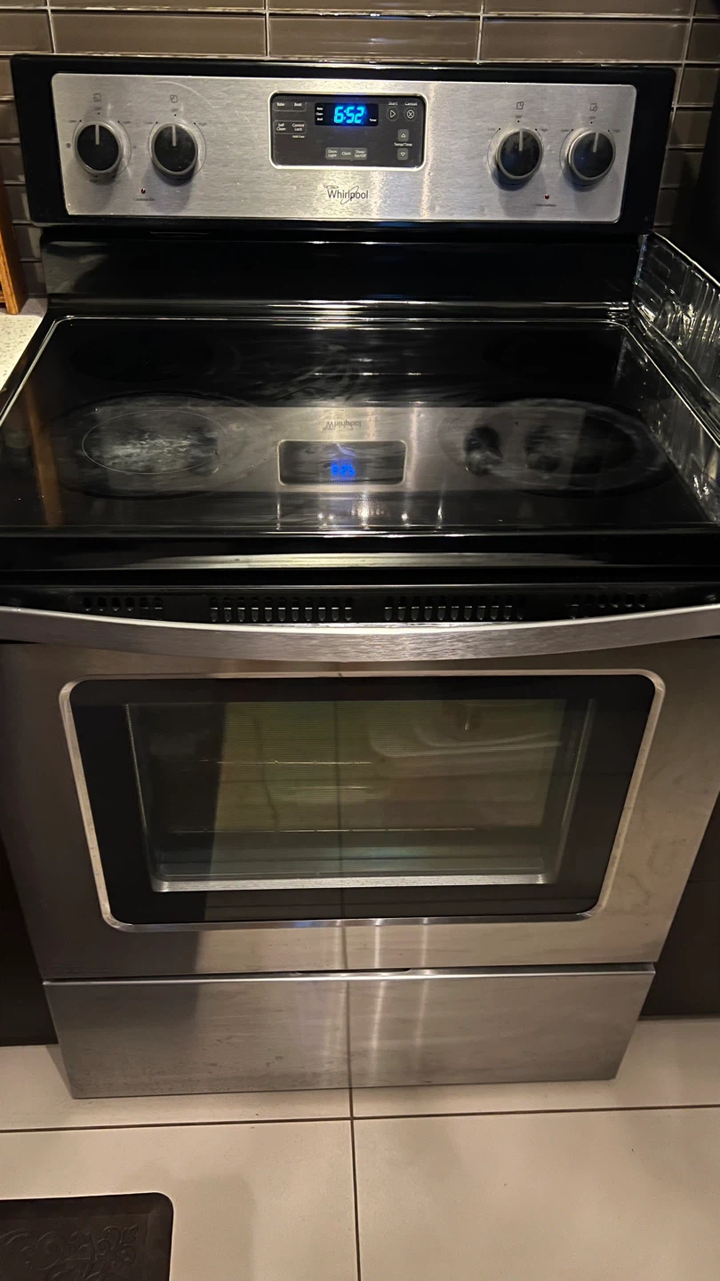 Whirlpool Electric Stove Oven 30” - photo 2