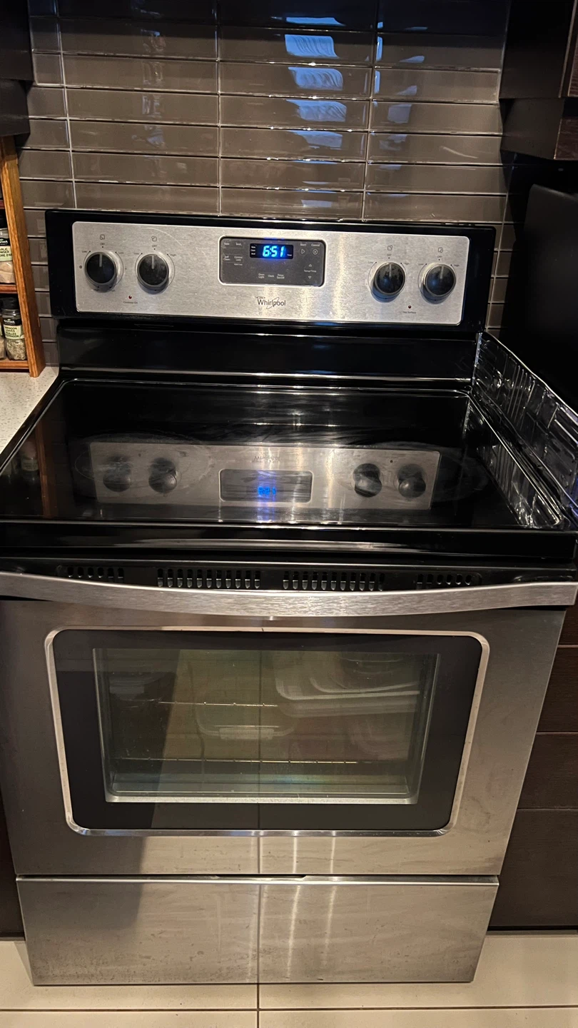 Whirlpool Electric Stove Oven 30”