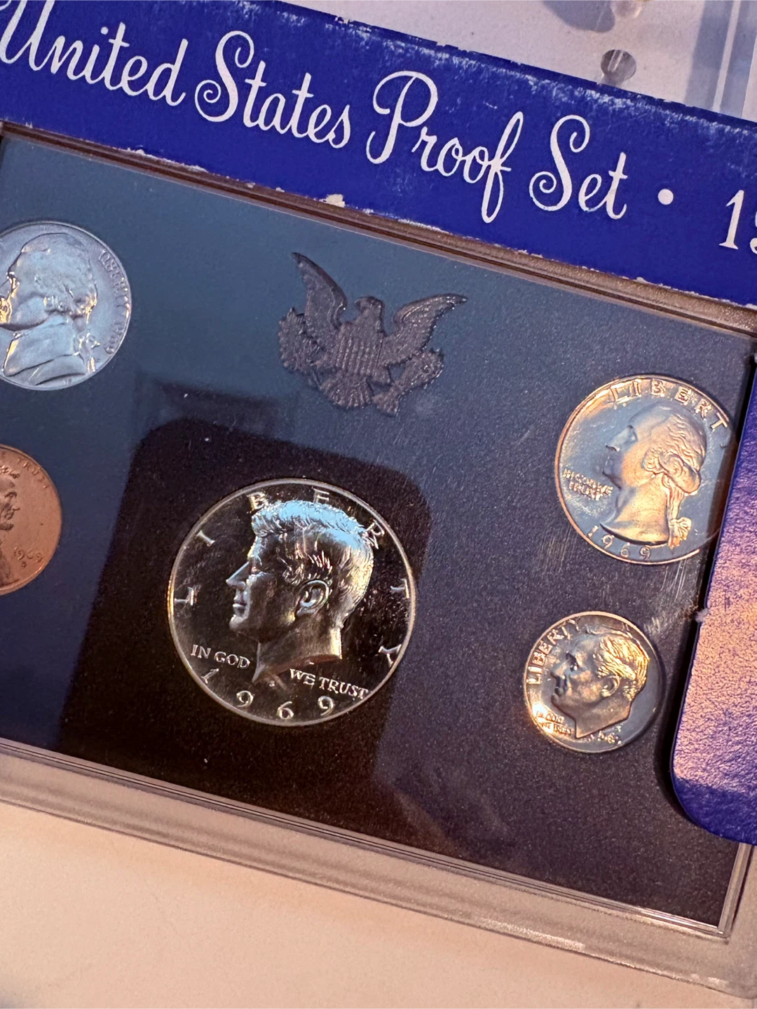1969 United States Proof Coin Set - photo 4