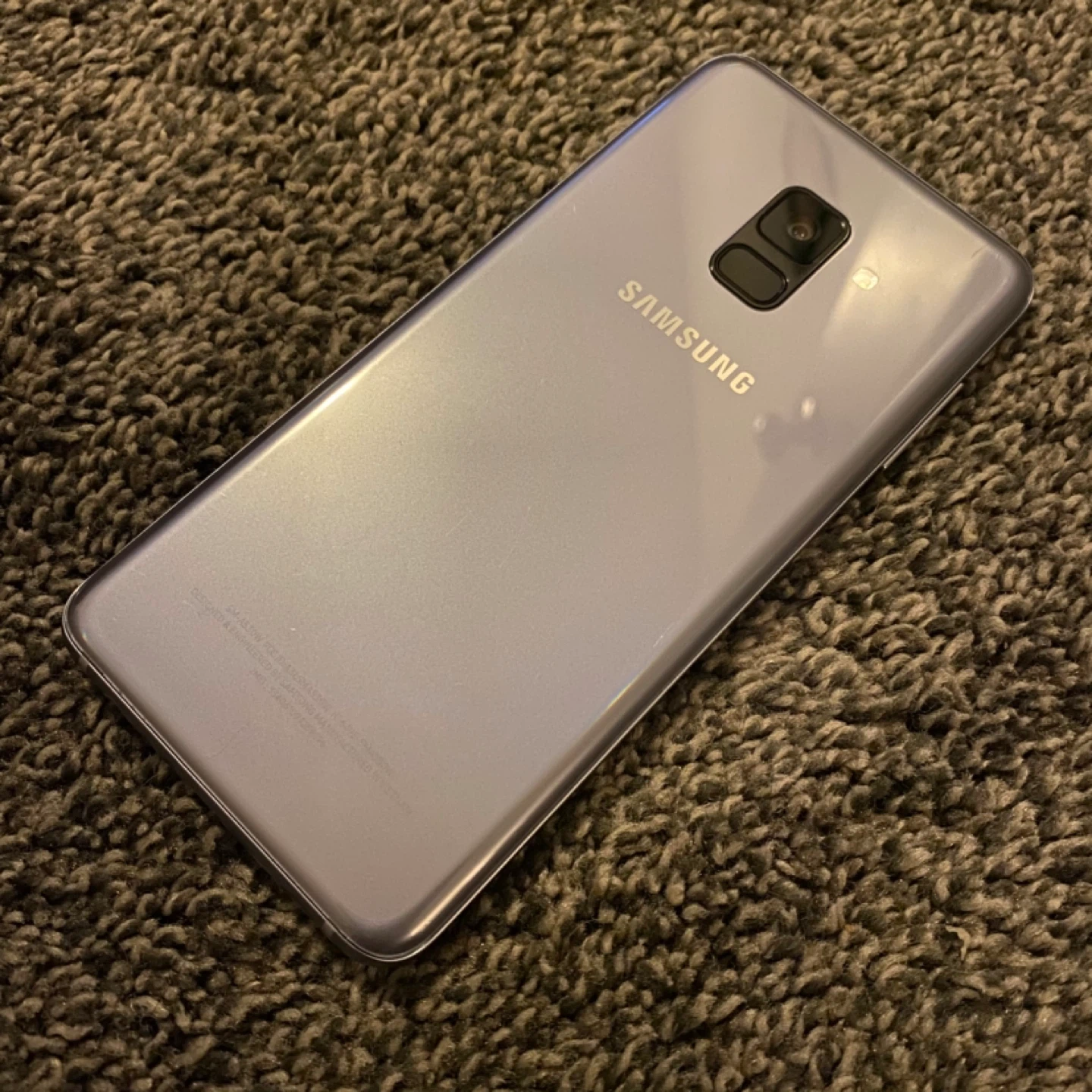 Samsung Galaxy A8 (2018) 32GB - Orchid Grey / Carrier Unlocked