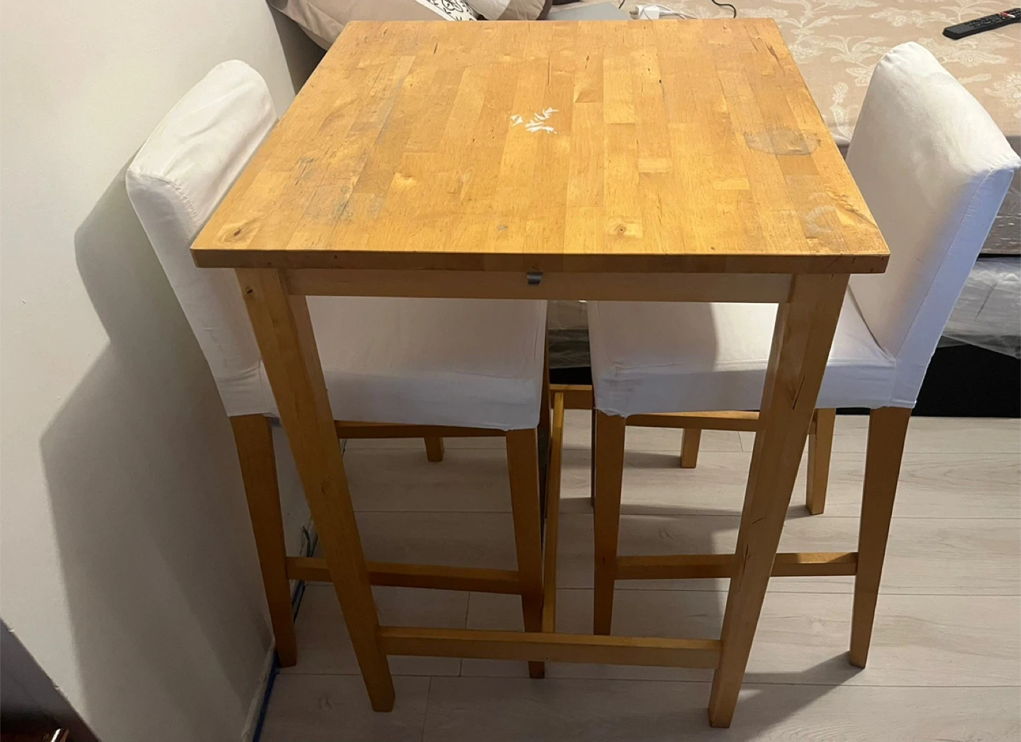 Wooden Bar Table with 2 White Stool Chairs - photo 2