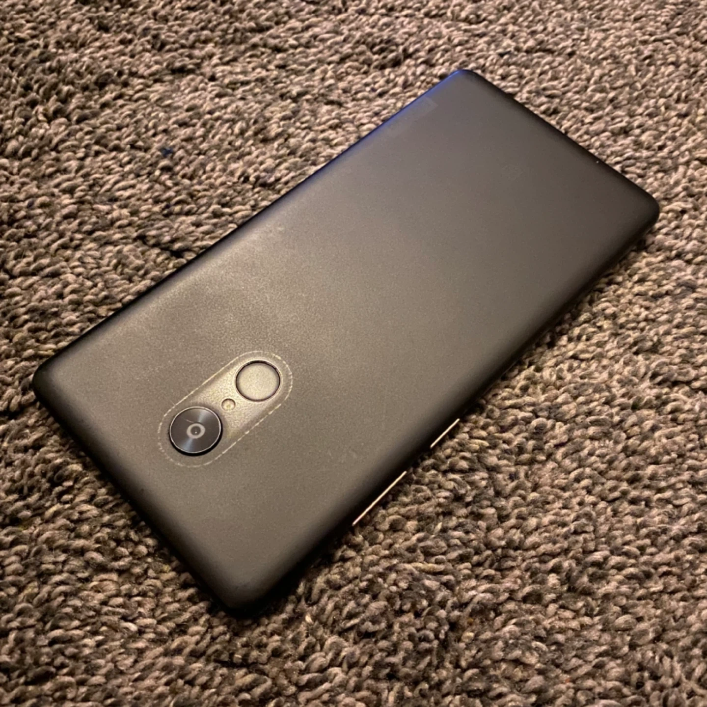 Lenovo Tab V7 6.9” Smartphone 64GB - Carrier Unlocked