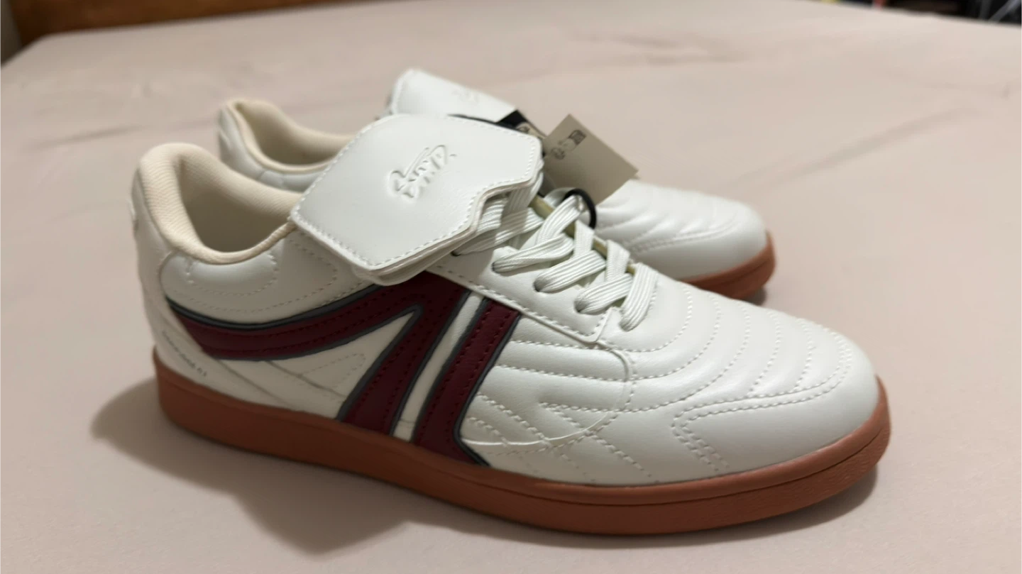 Stylo White & Maroon Soccer Cleats - Size 40 - photo 2