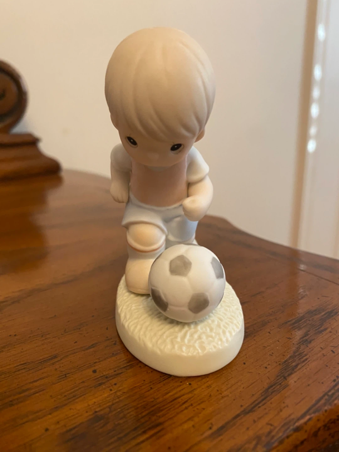 Precious Moments "Soccer Star" Figurine - photo 2