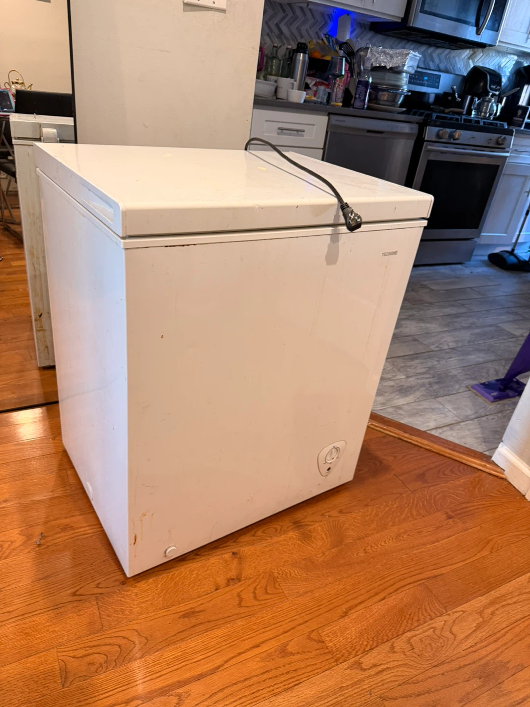 White Deep Freezer