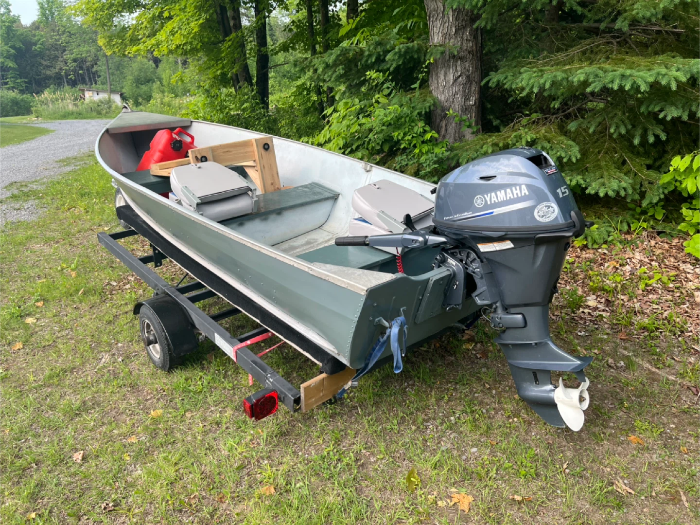 Yamaha 15 HP Four Stroke Outboard Motor - photo 4