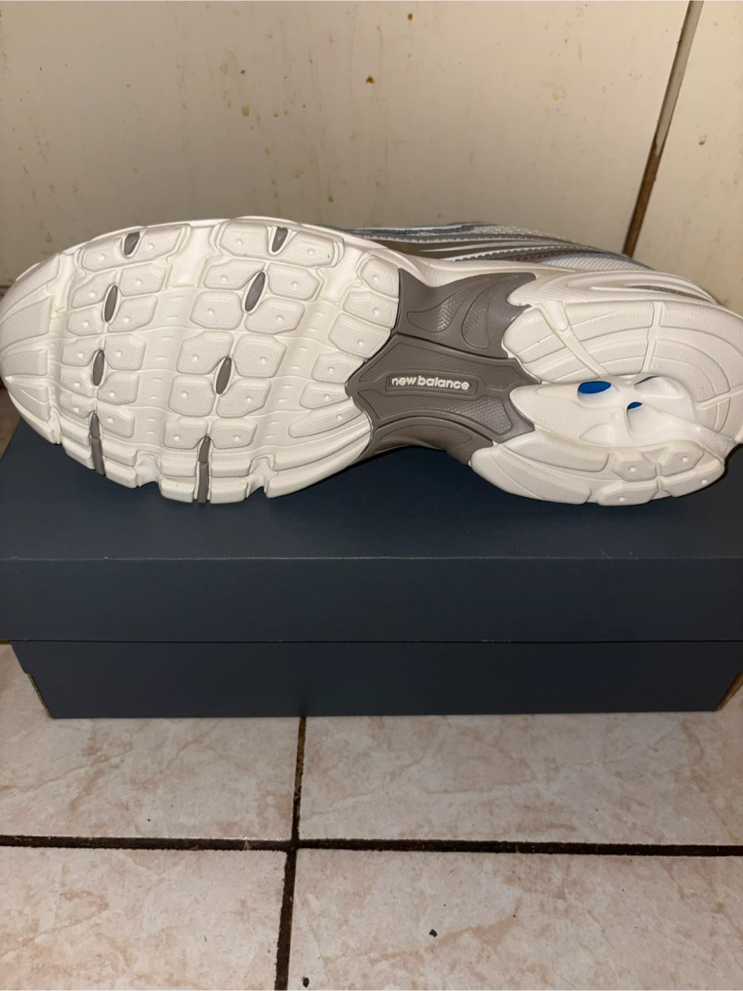 New Balance Grey / Frosted Glass  Unisex Running Shoes - photo 4