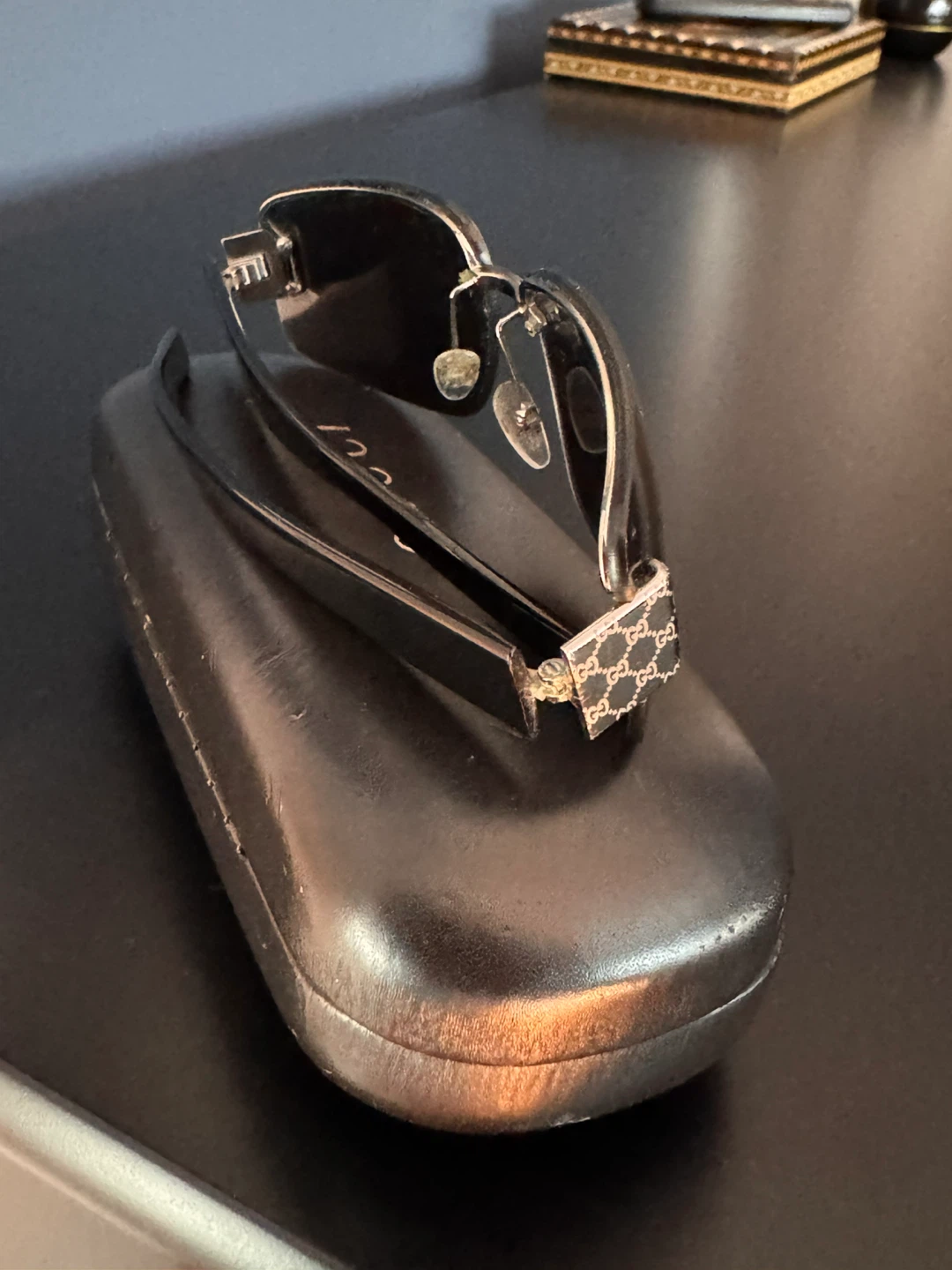 Gucci Sunglasses with Case - photo 2