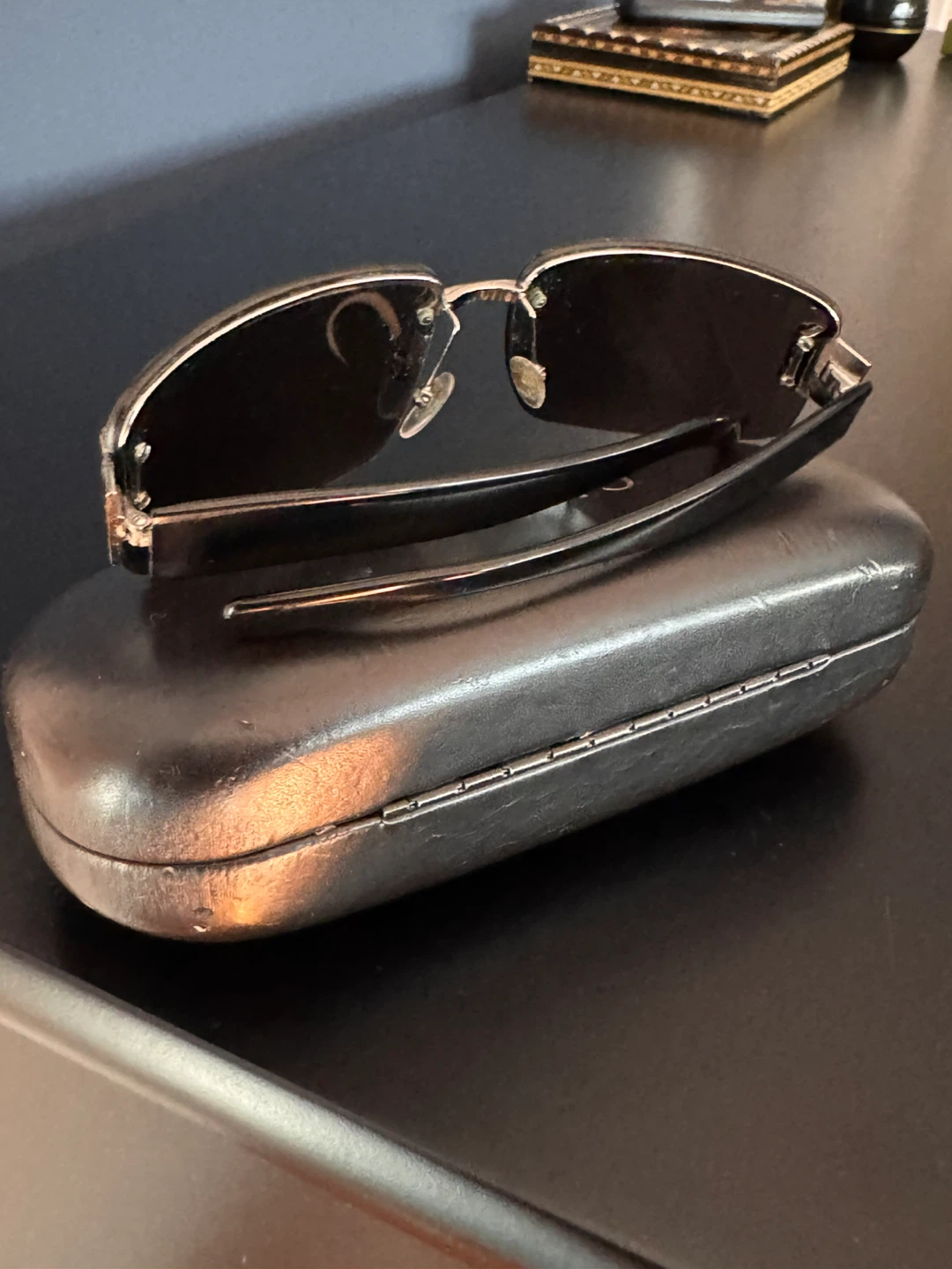 Gucci Sunglasses with Case - photo 3