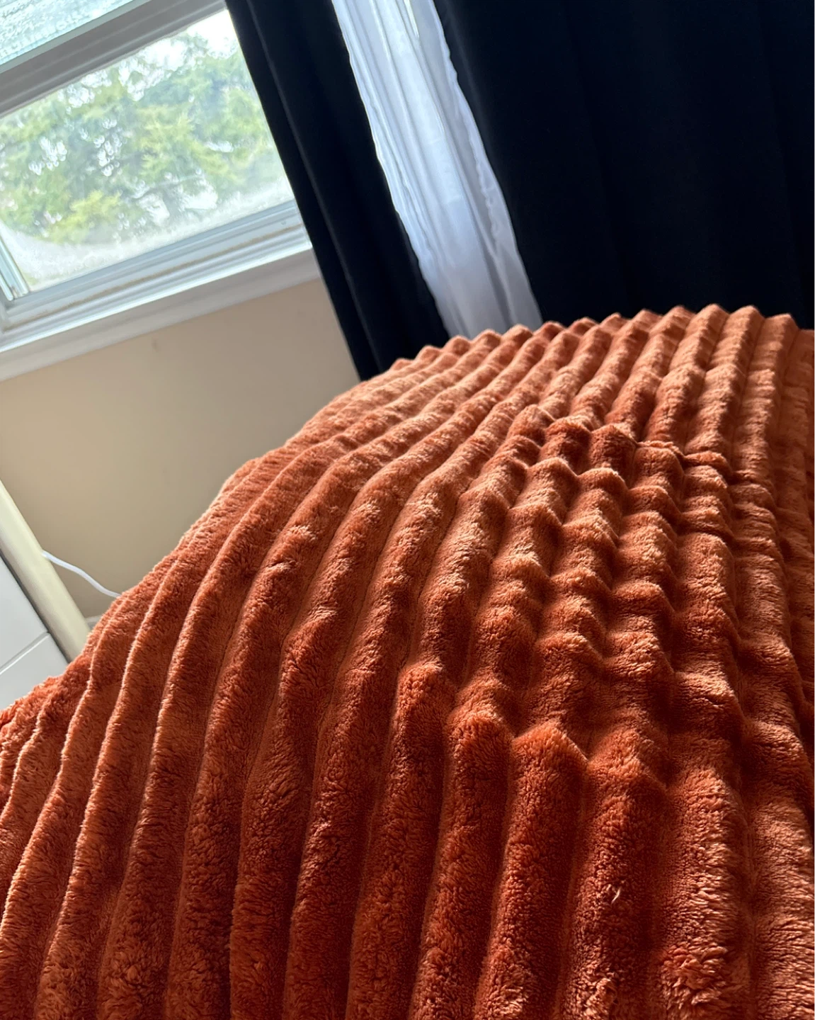 Queen Size Corduroy Plush Blanket with 2 pillowcases - photo 2