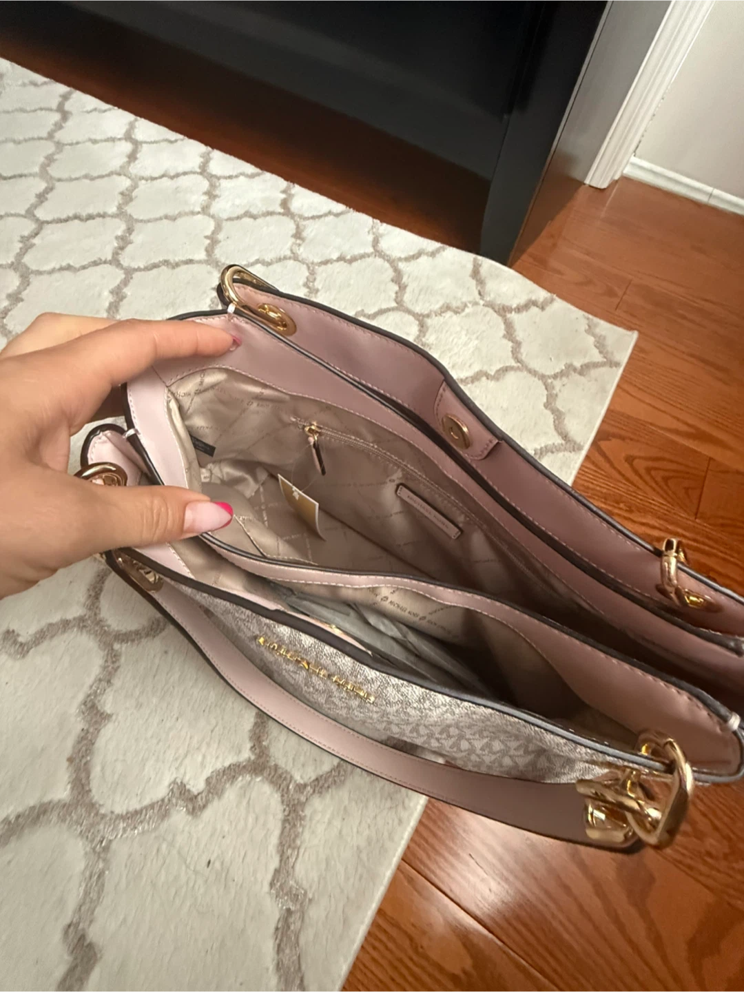 Michael Kors Tote Bag - photo 2