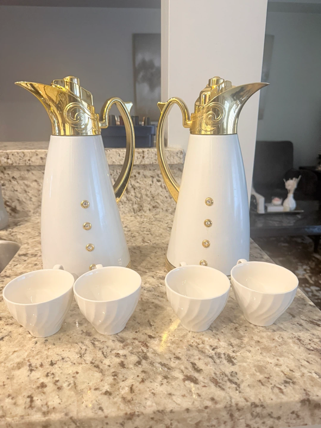 Set of 2 White and Gold Thermos Flasks with 4 Cups